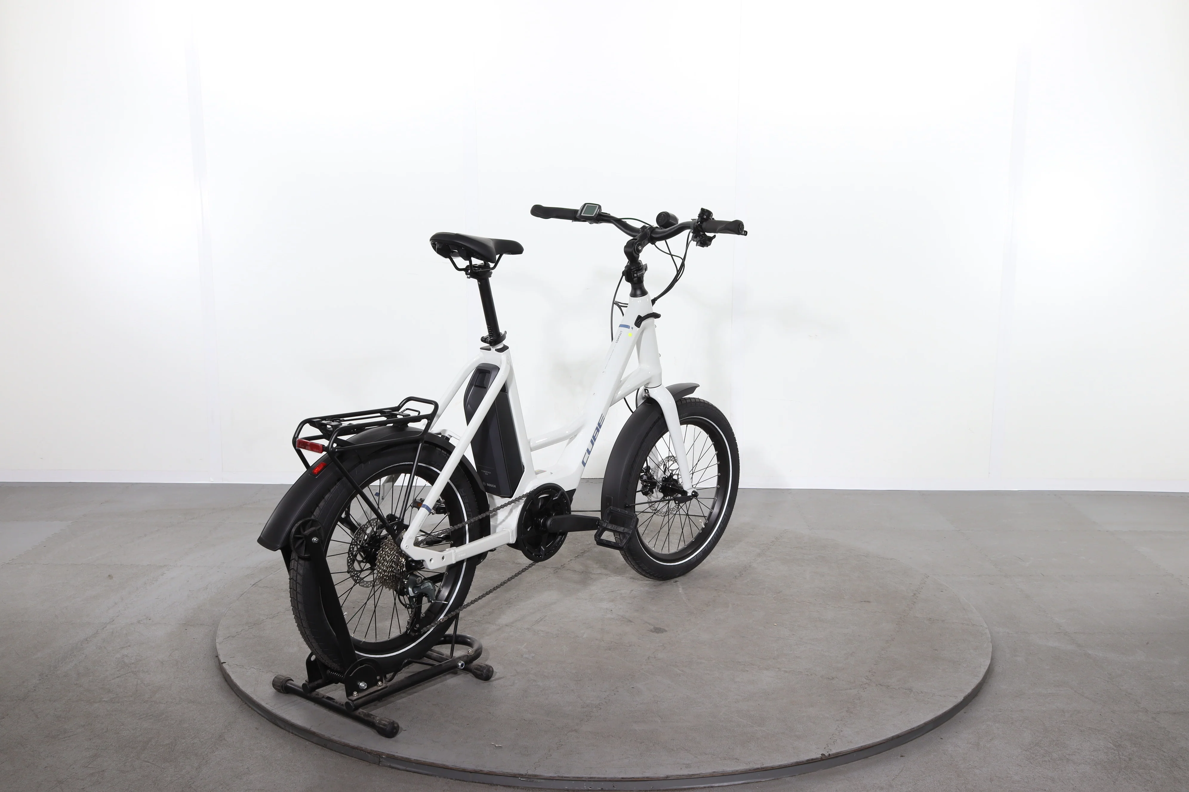 Cube Compact Hybrid - Image 6