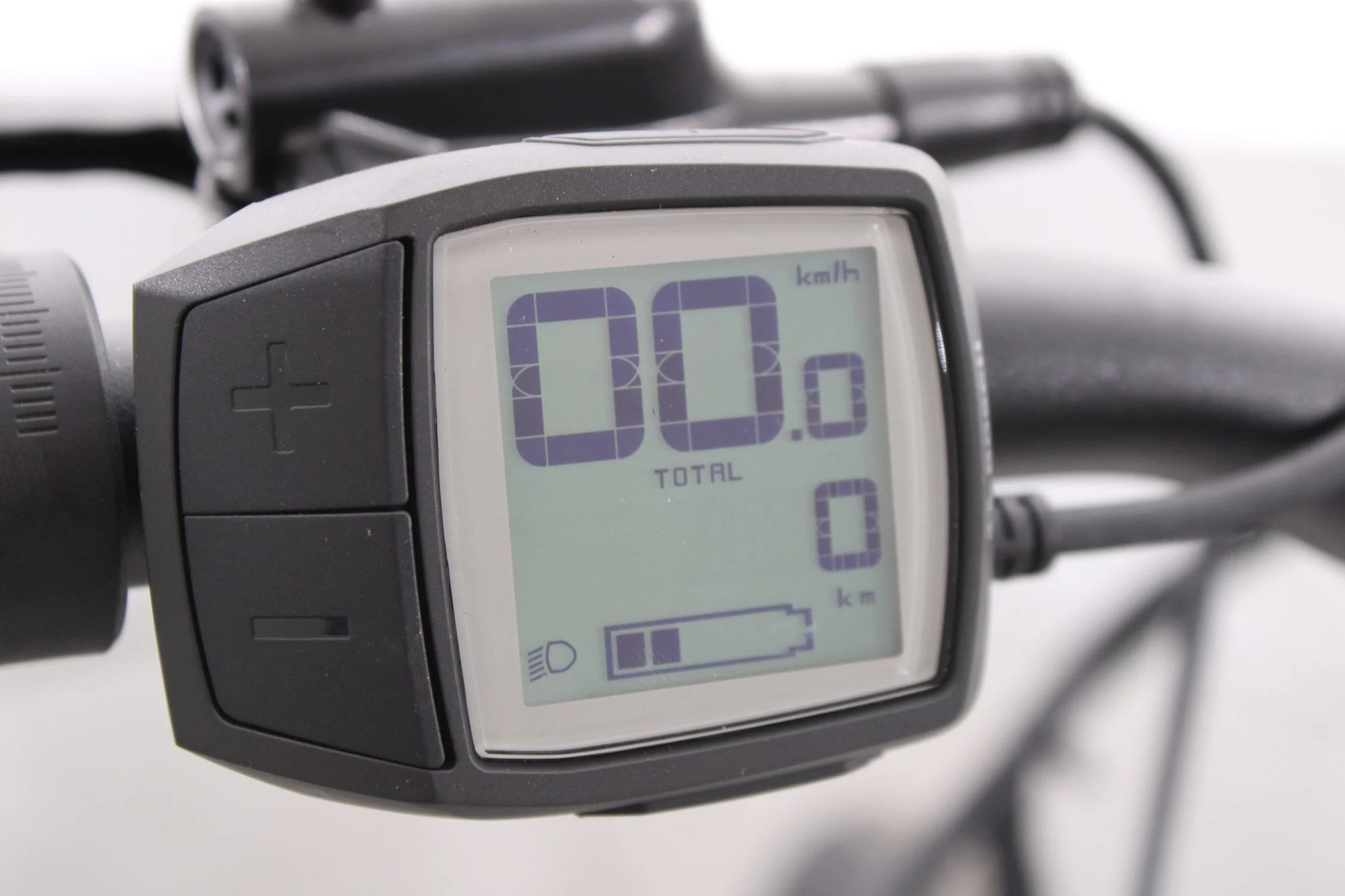 Cube Compact Hybrid - Image 9