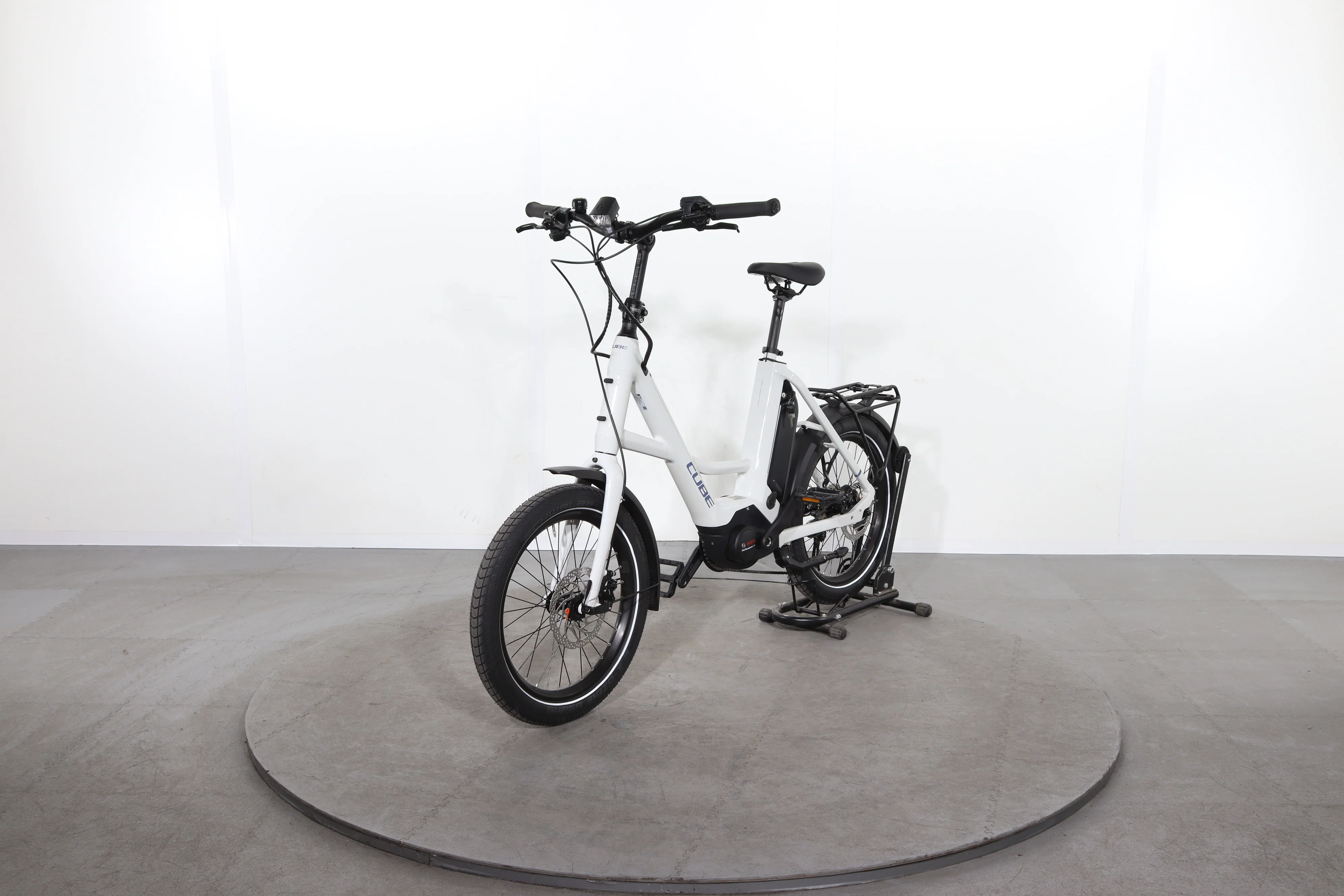 Cube Compact Hybrid - Image 3