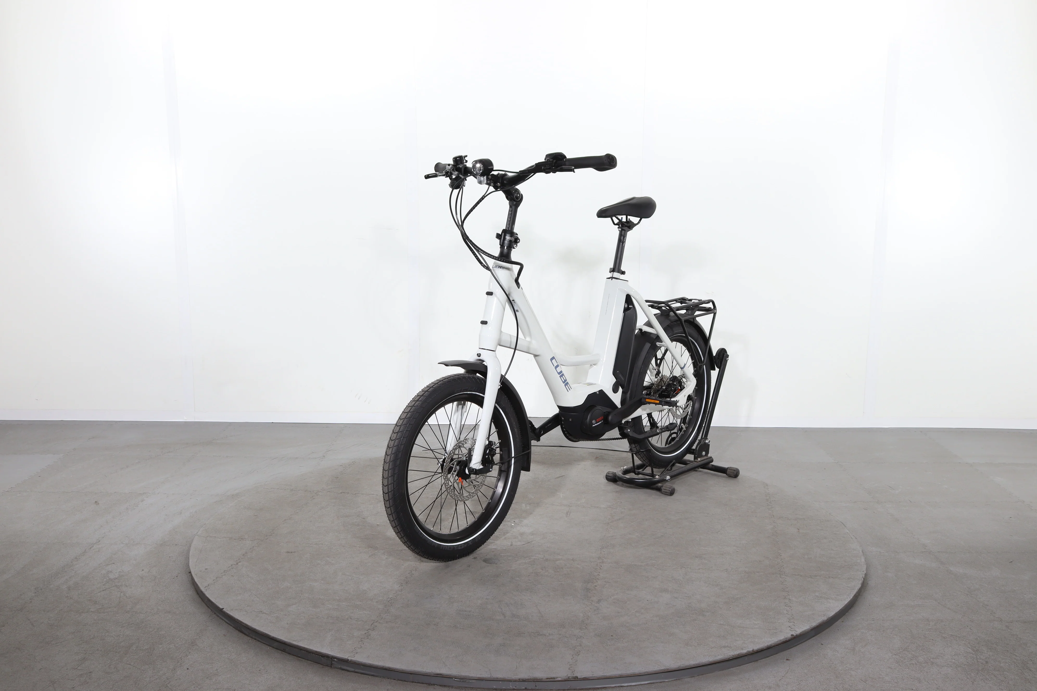 Cube Compact Hybrid - Image 3
