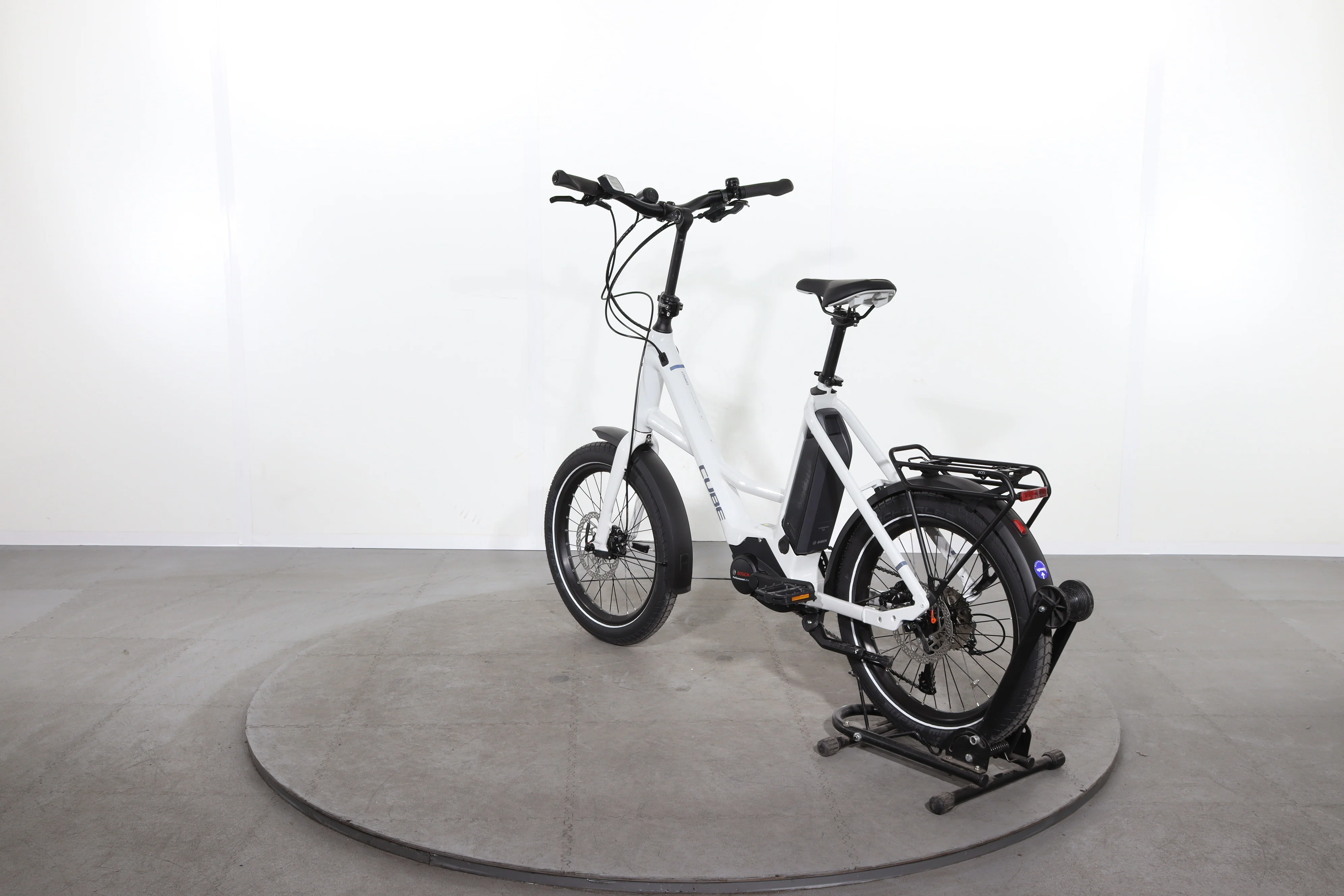 Cube Compact Hybrid - Image 5