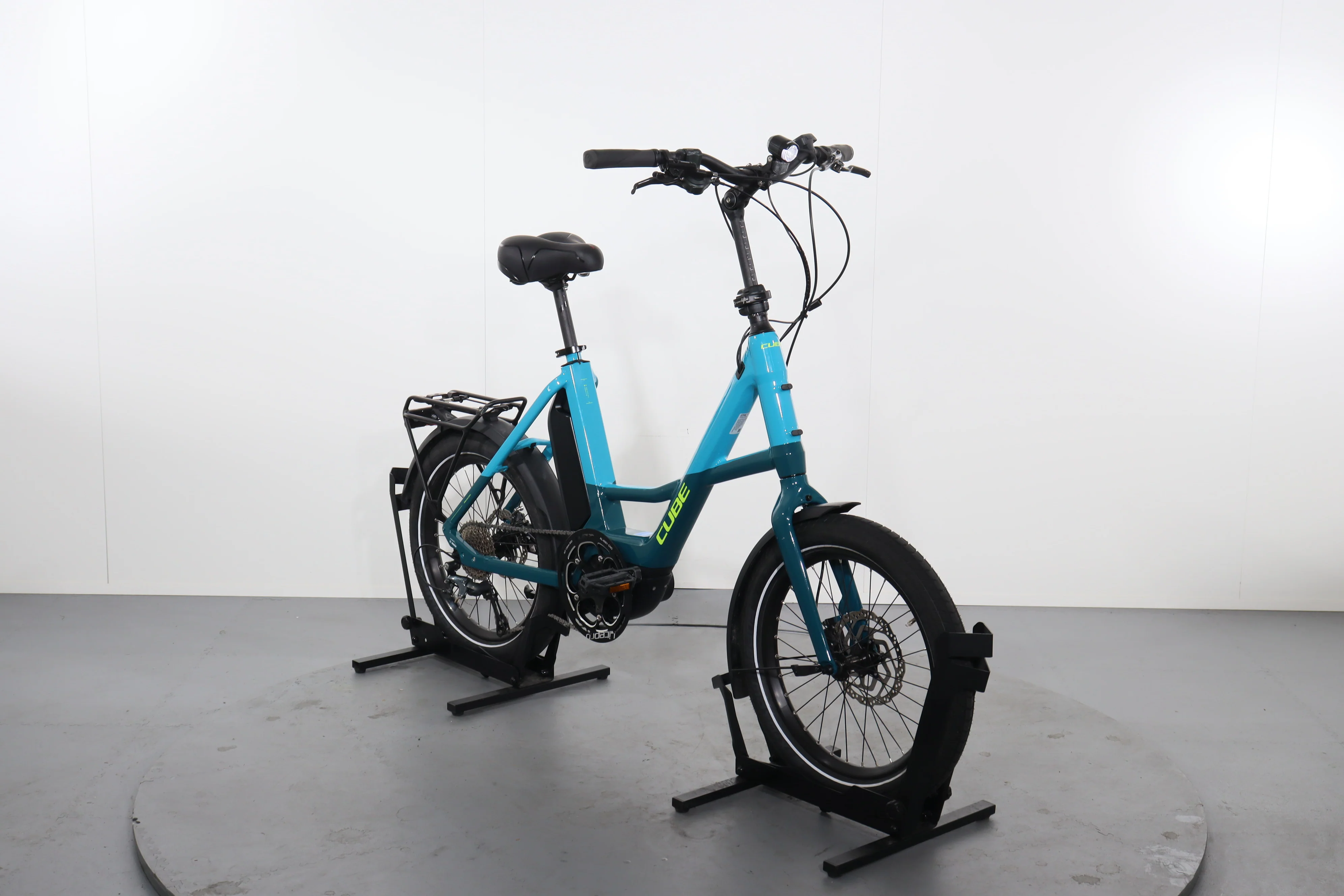 Cube Compact Sport Hybrid 500 - Image 2