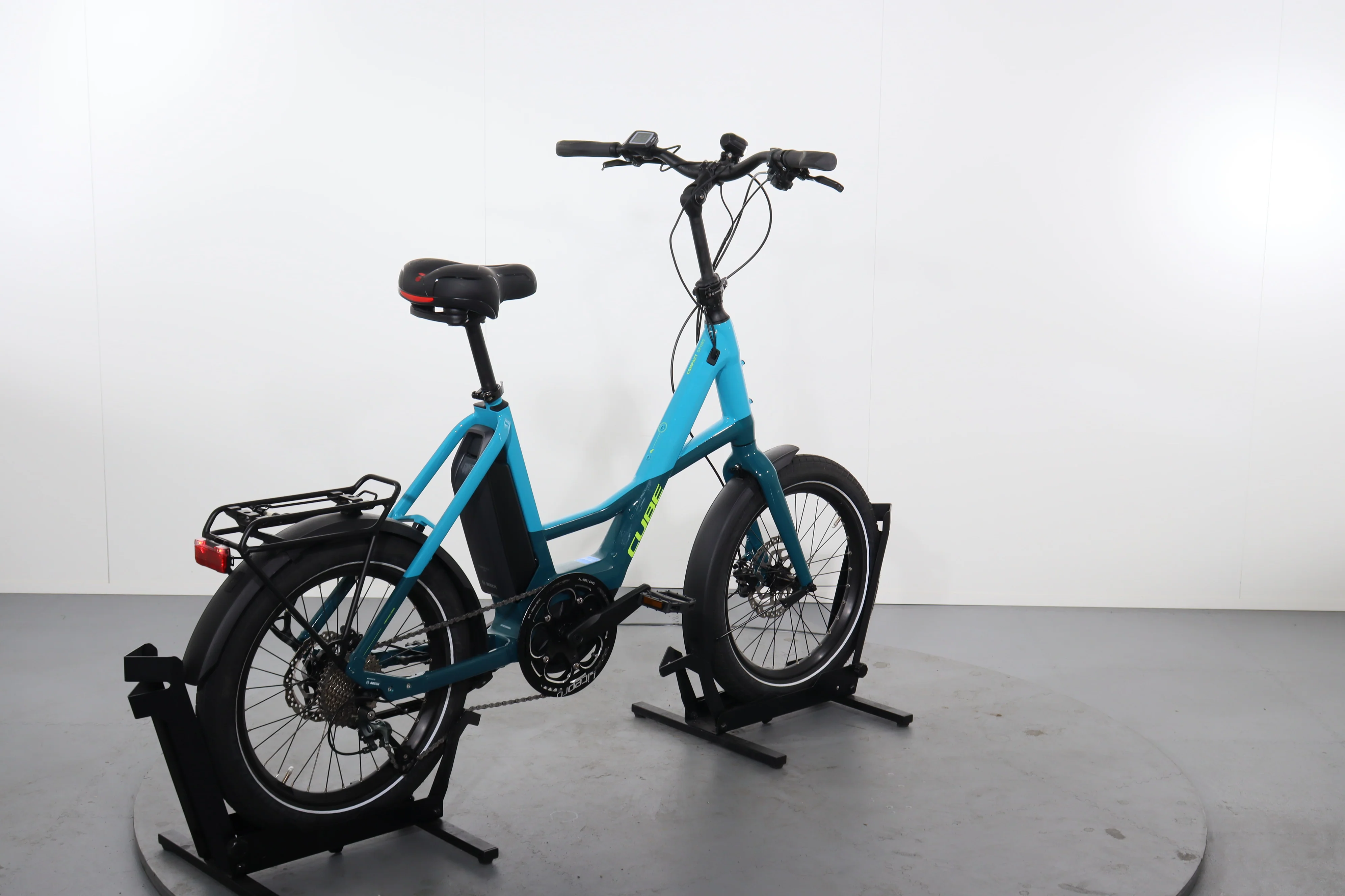 Cube Compact Sport Hybrid 500 - Image 6