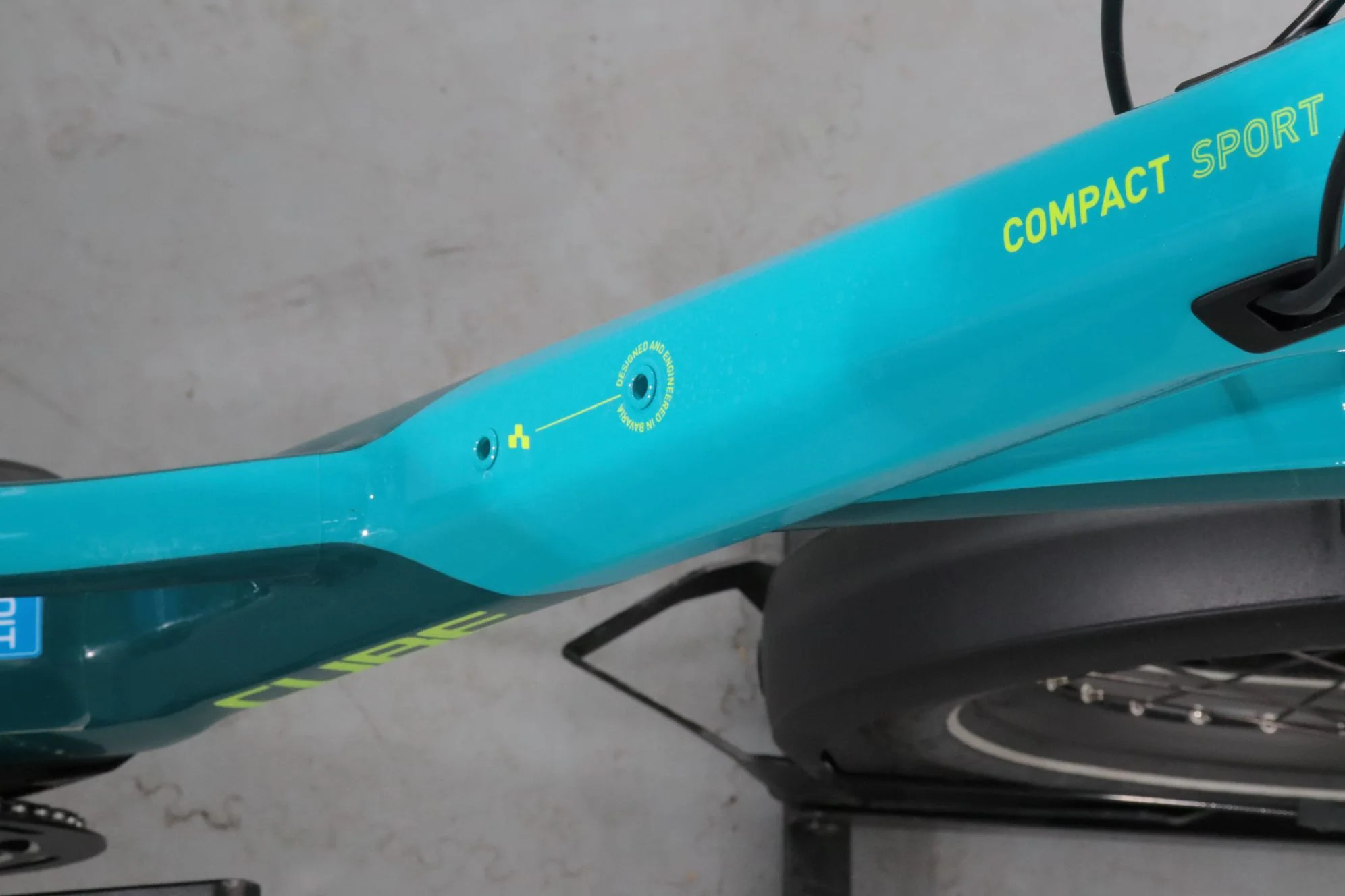 Cube Compact Sport Hybrid 500 - Image 9