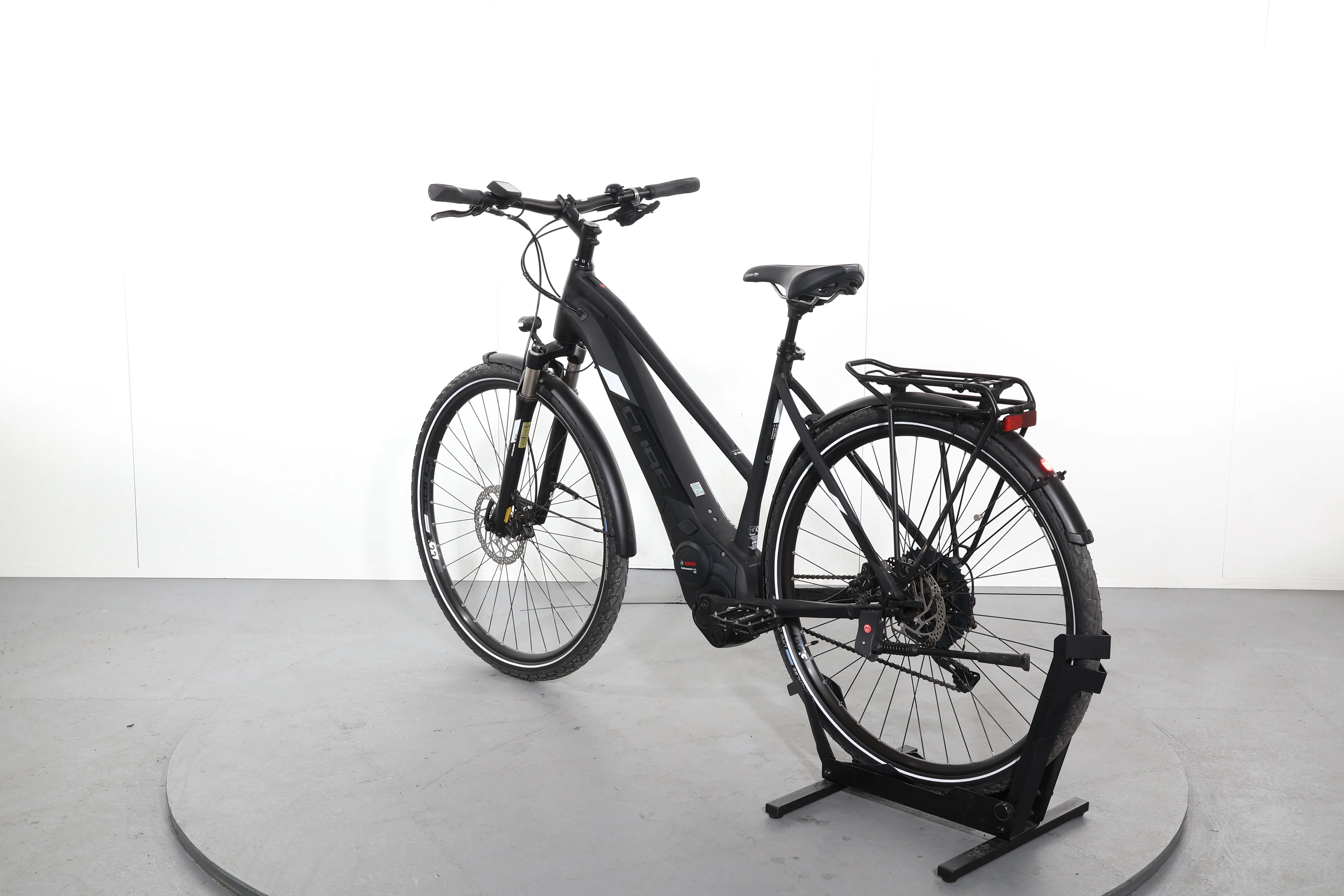 Cube Cross Hybrid Race 500 Allroad - Image 5