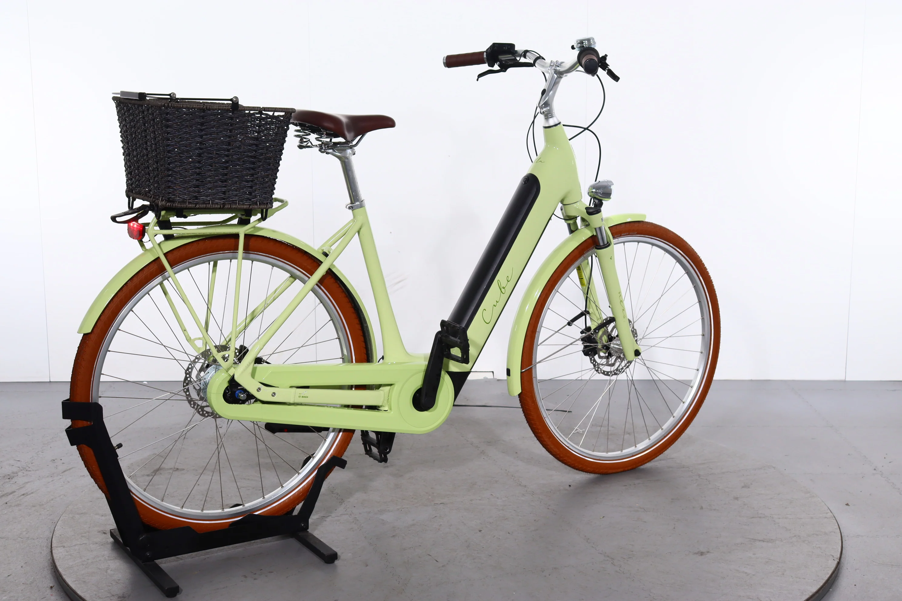 Cube Ella Ride Hybrid 500 - Image 2