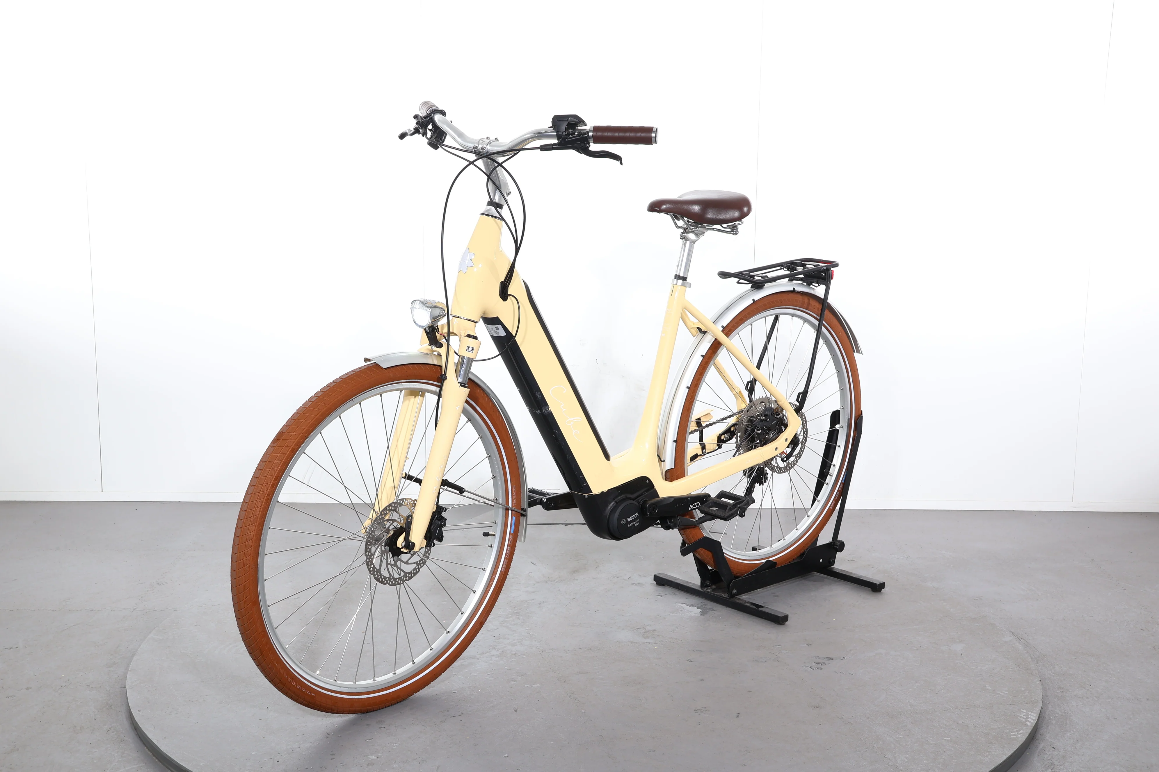 Cube Ella Ride Hybrid - Image 3