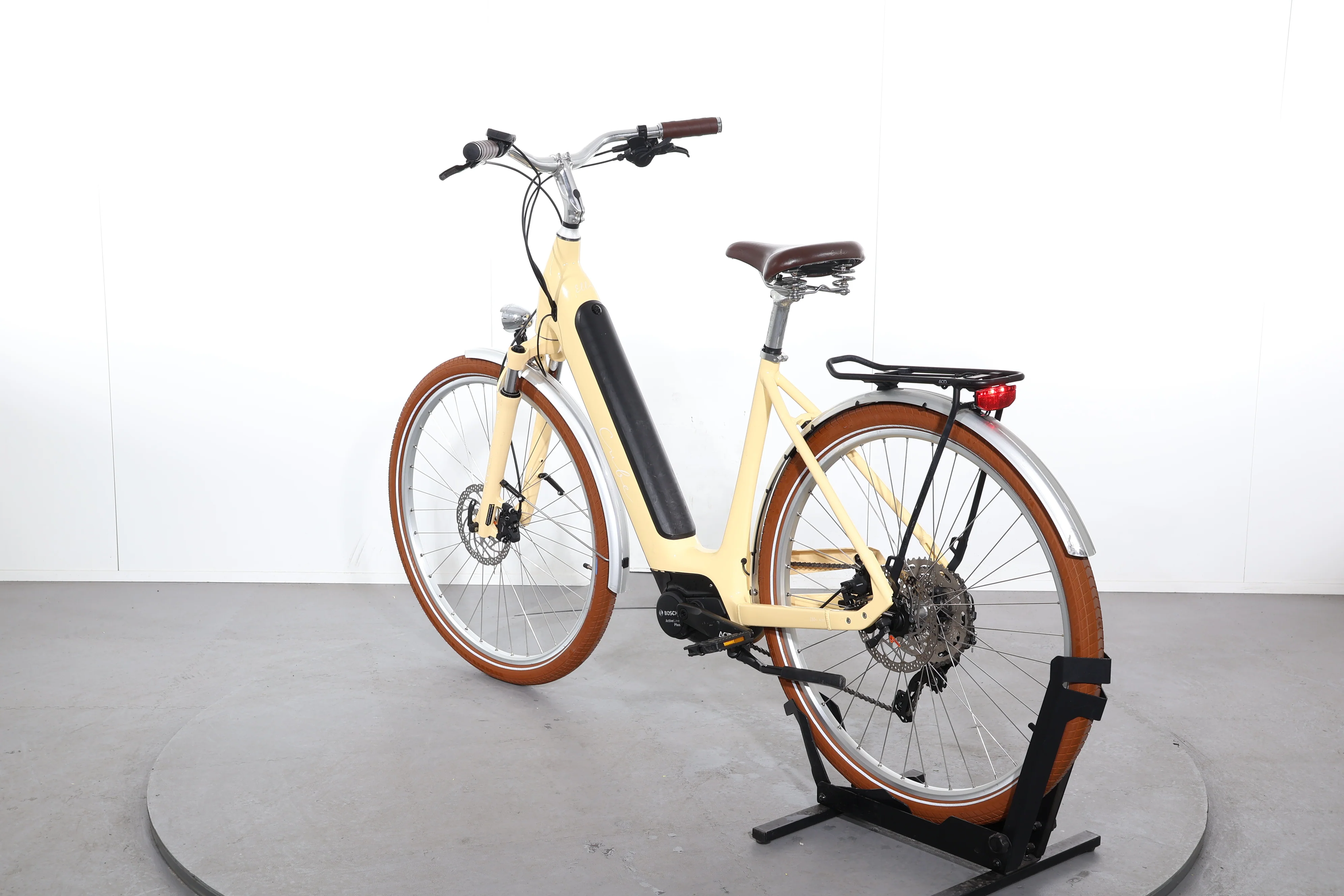 Cube Ella Ride Hybrid - Image 5