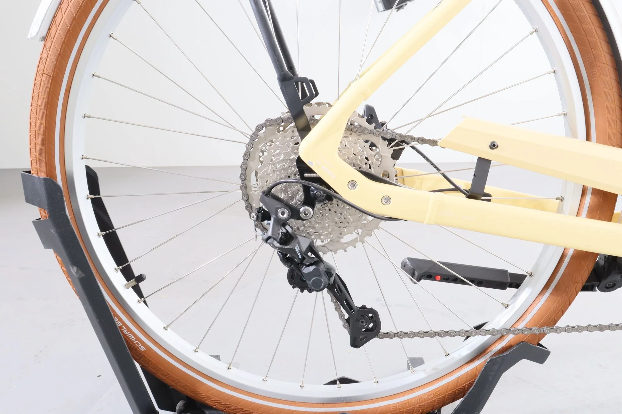 Cube Ella Ride Hybrid - Image 8
