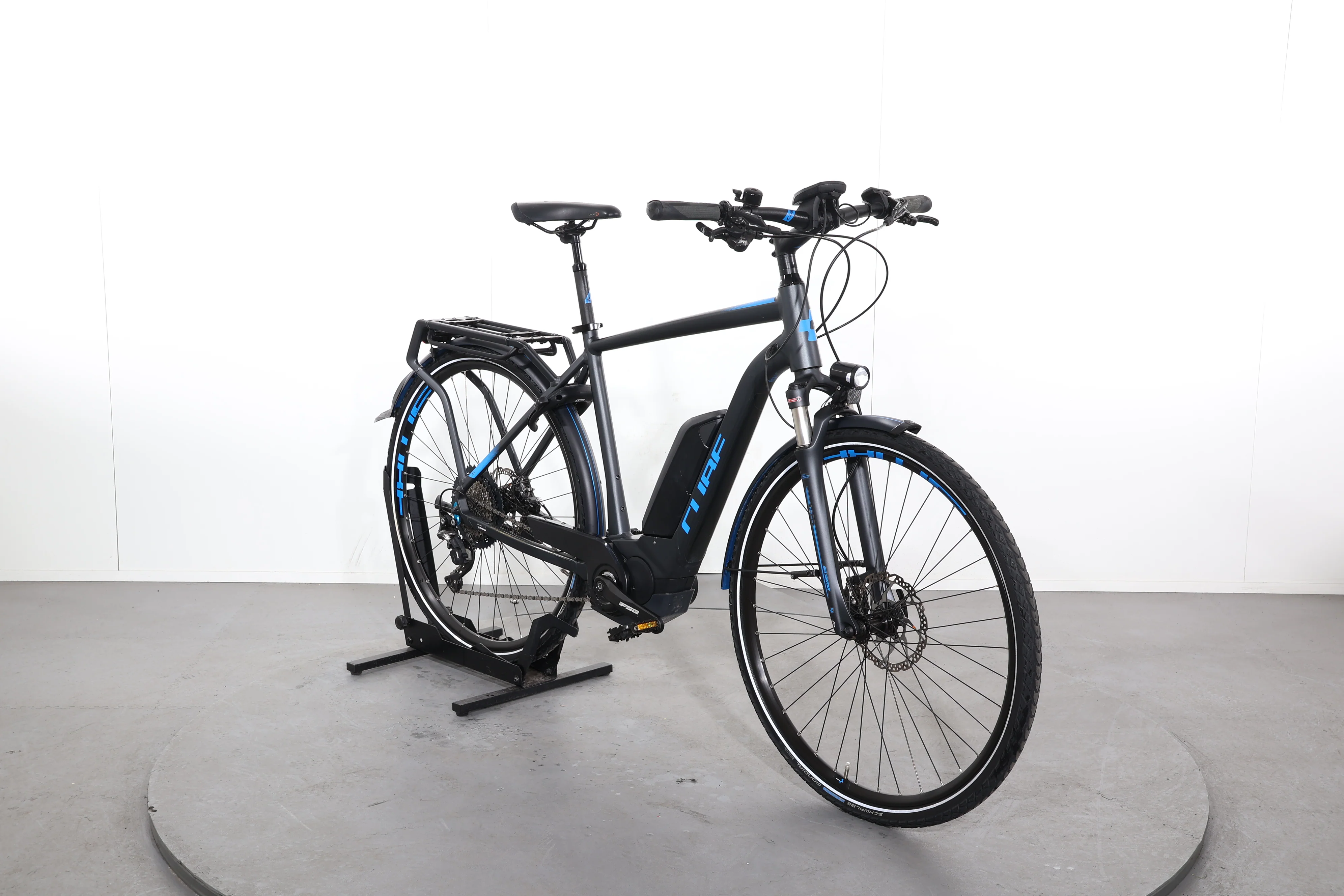 Cube Kathmandu Hybrid Exc 500 - Image 2