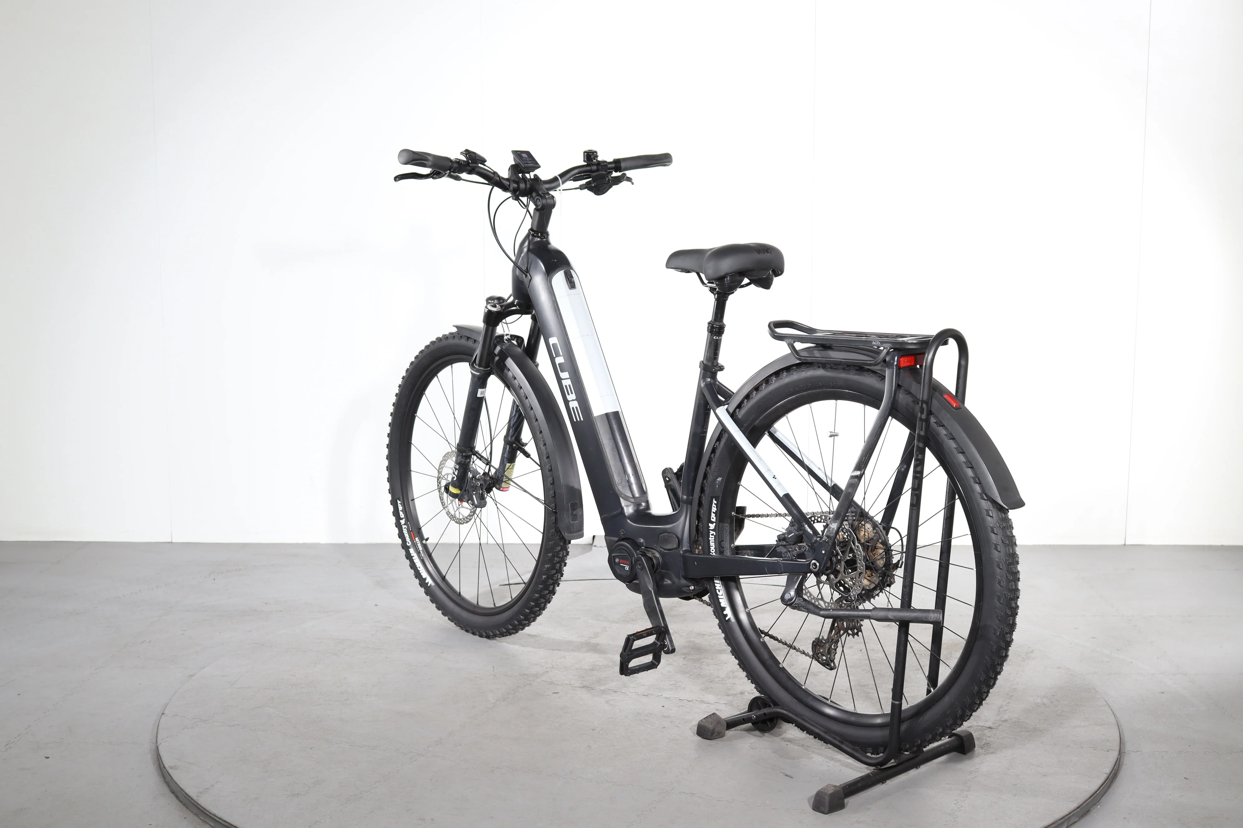 Cube Kathmandu Hybrid EXC 750 Open - Image 5
