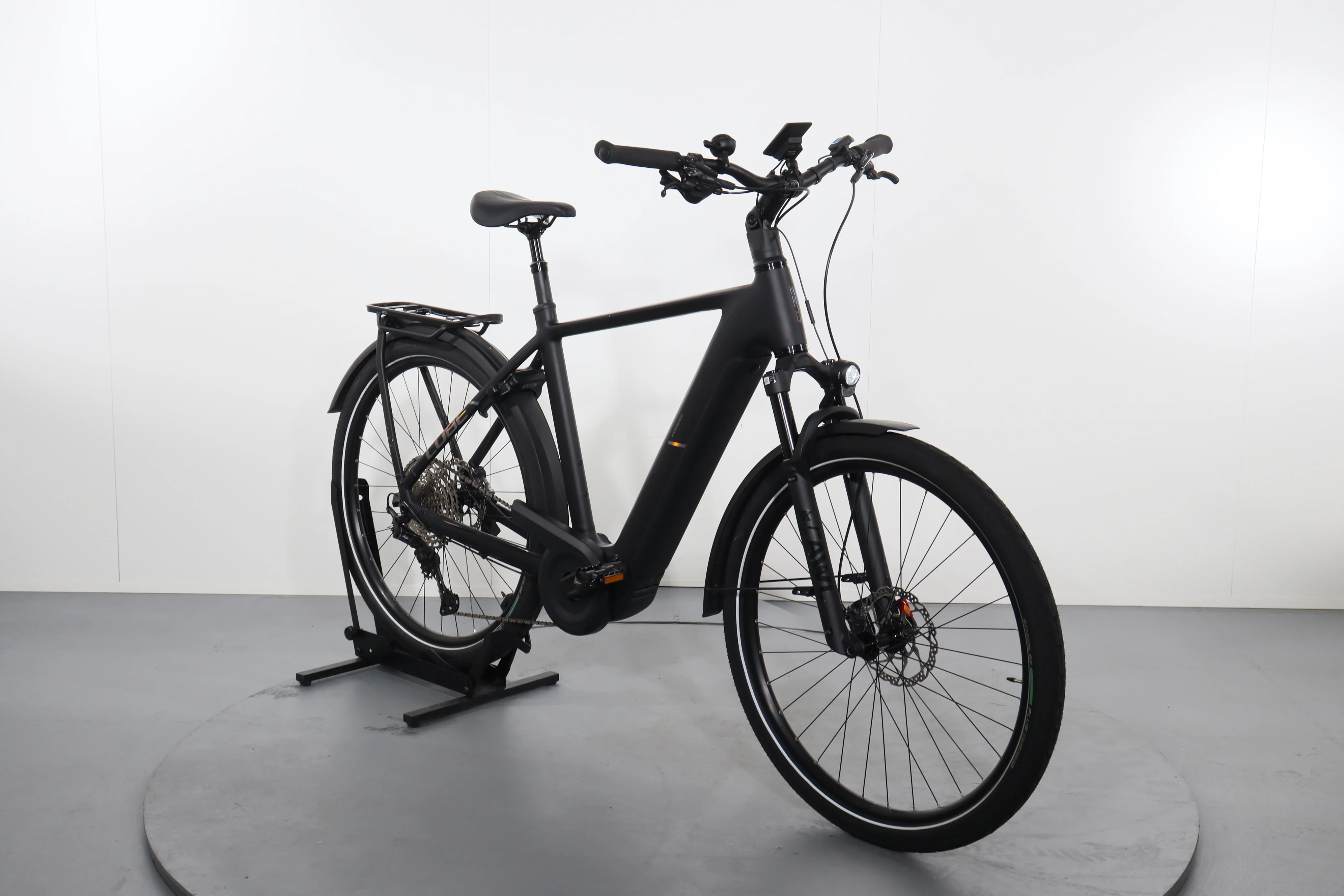 Cube Kathmandu Hybrid EXC 800 - Image 2