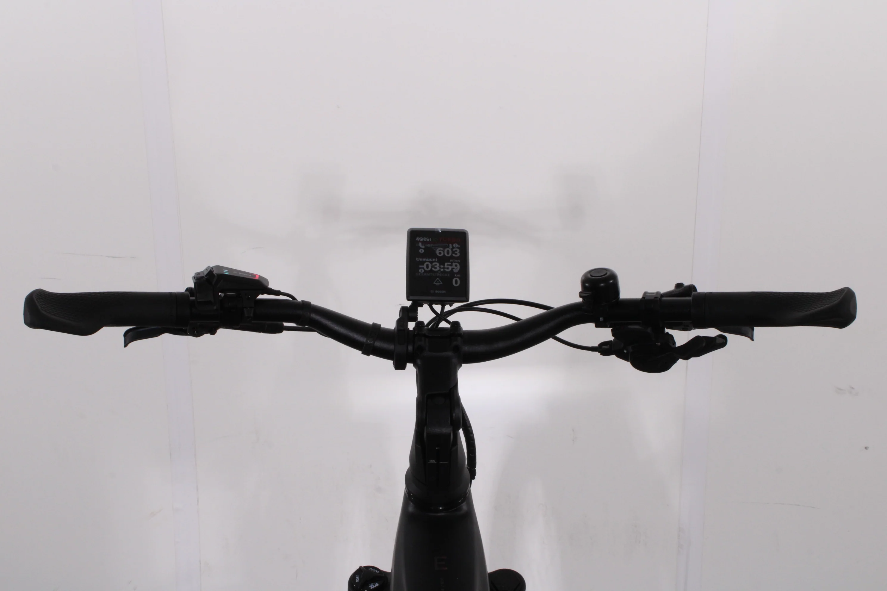 Cube Kathmandu Hybrid EXC - Image 7