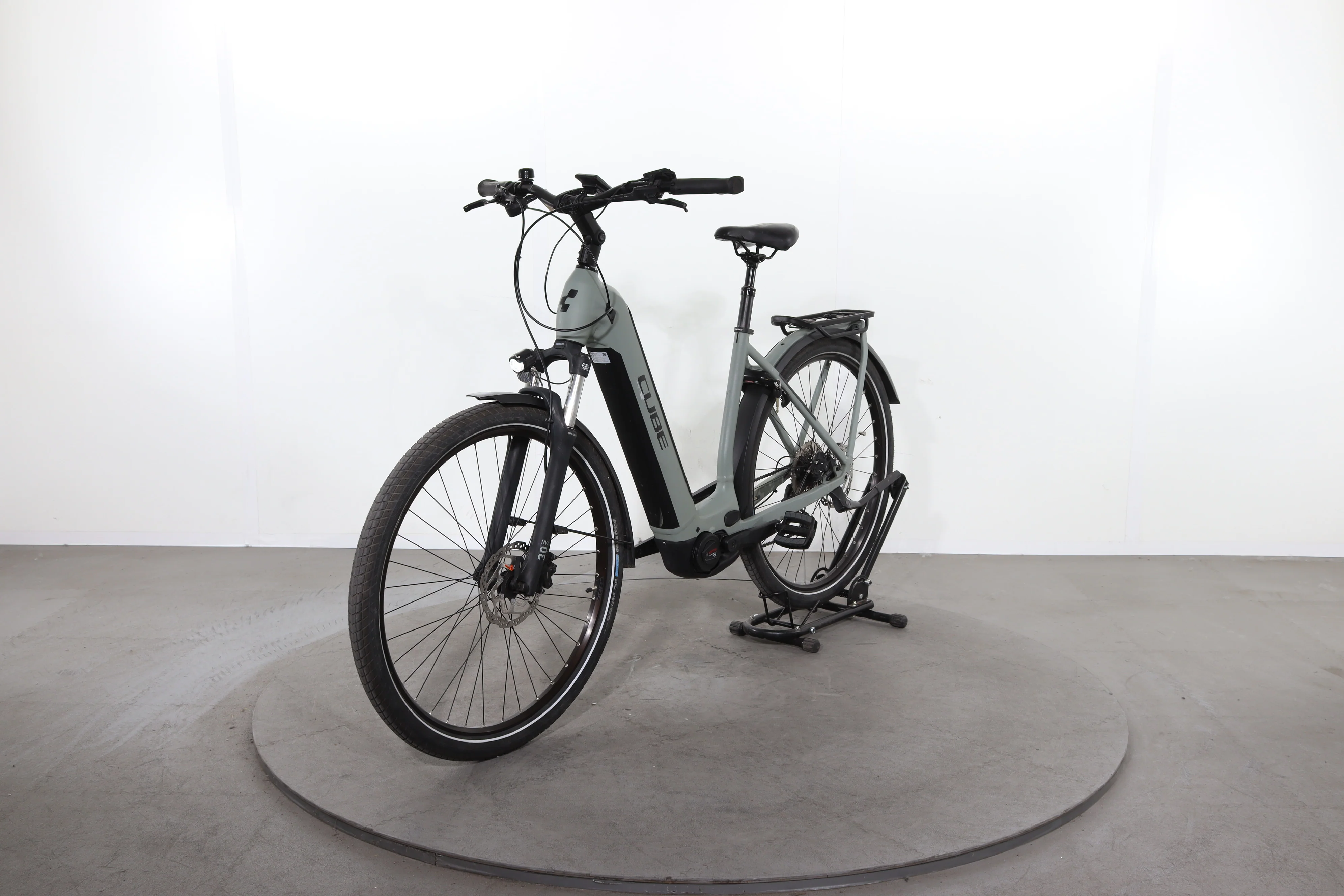 Cube Kathmandu Hybrid One 500 - Image 3