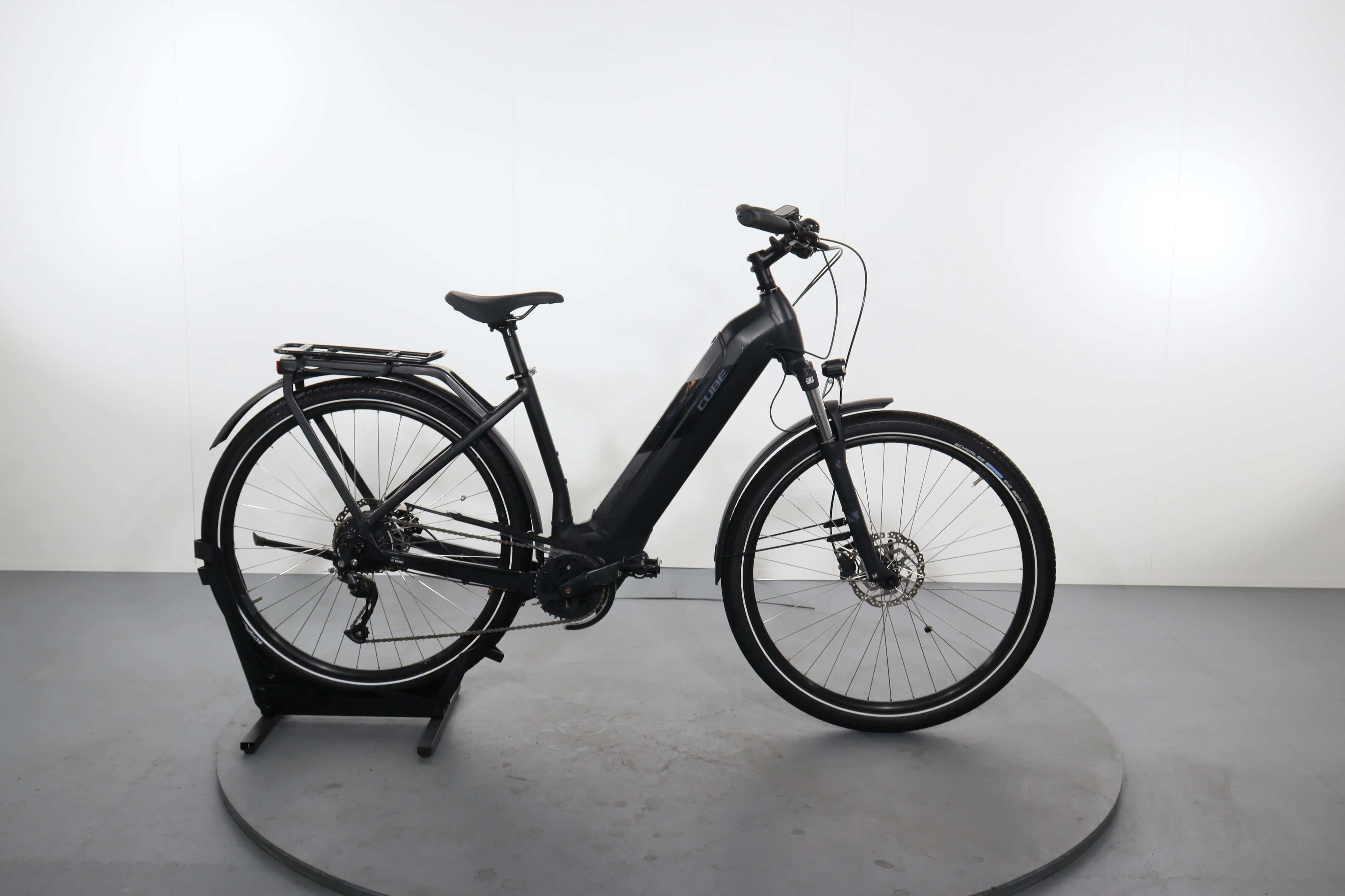 Cube Kathmandu Hybrid ONE 625