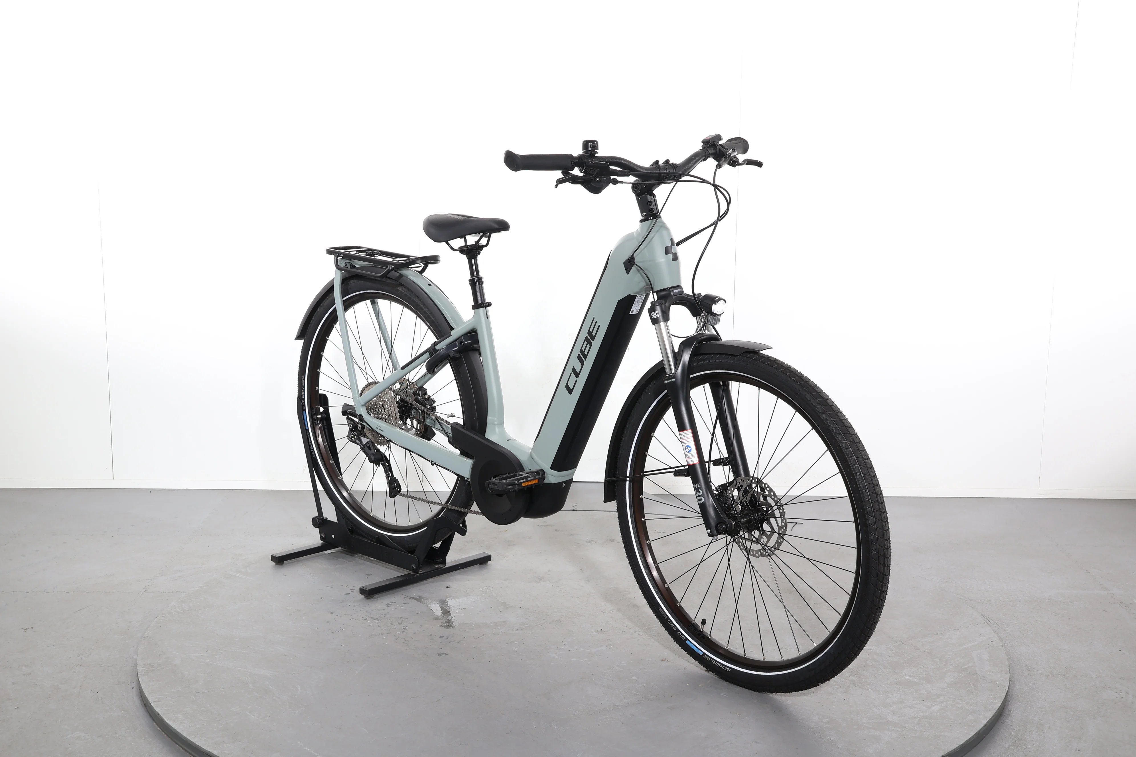 Cube Kathmandu Hybrid One 750 - Image 2