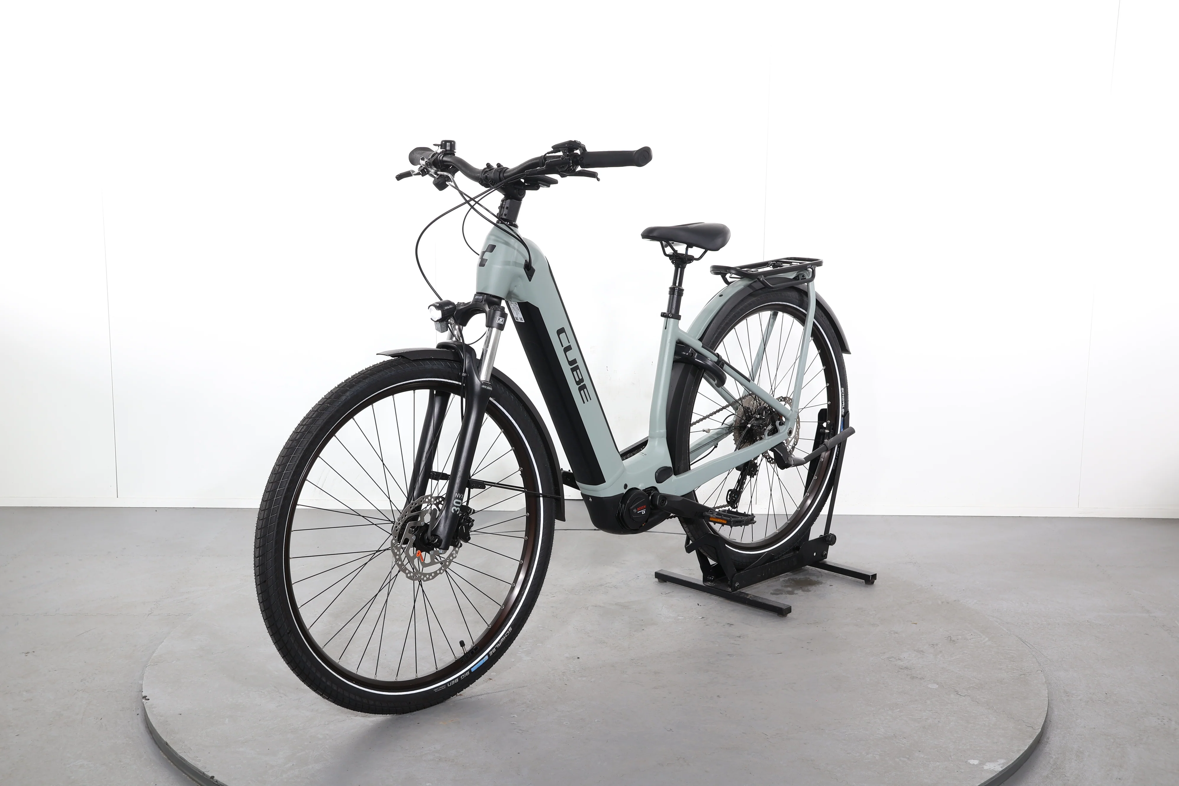 Cube Kathmandu Hybrid One 750 - Image 3