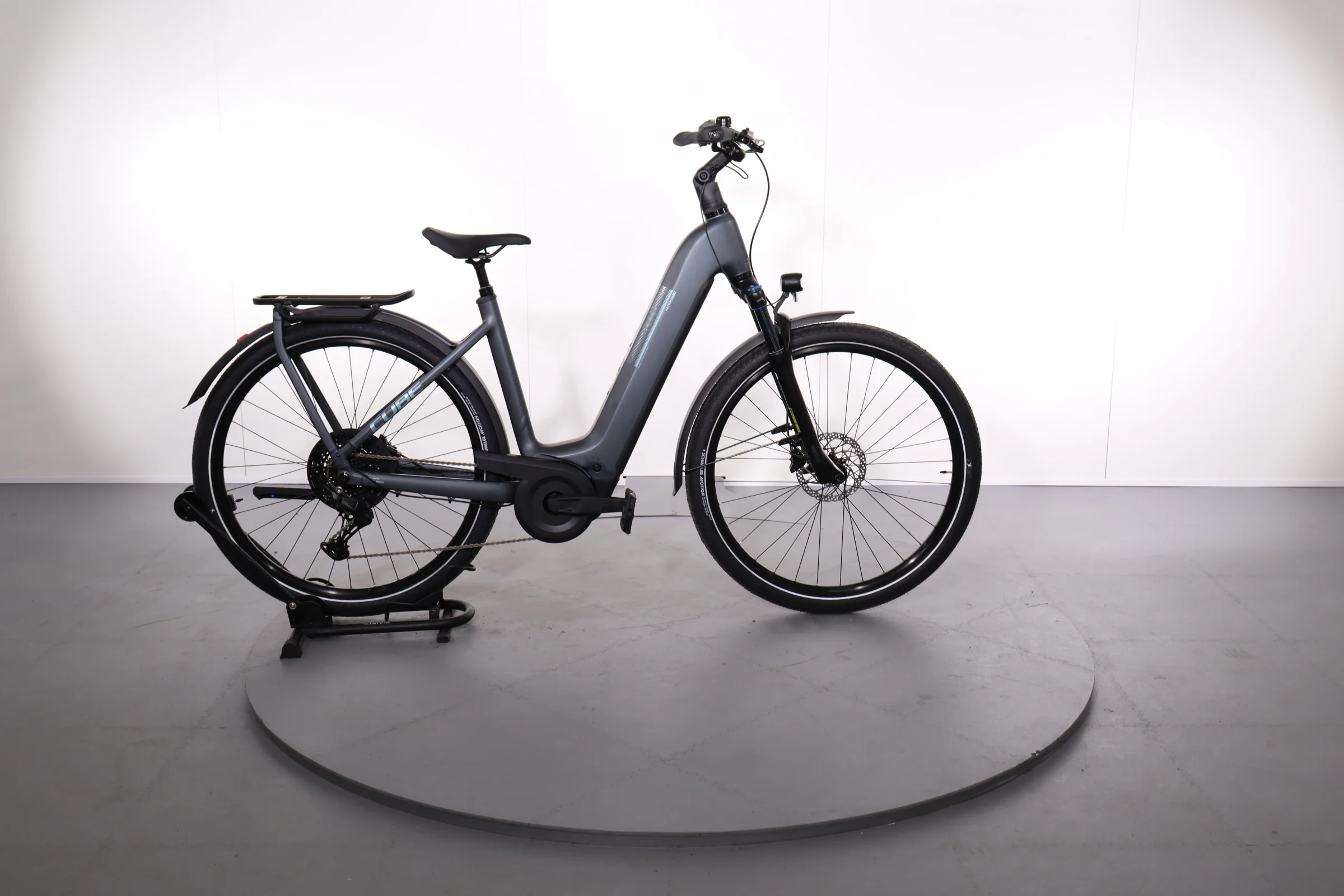 Cube KATHMANDU HYBRID ONE 800 METALLICGREY/GREY