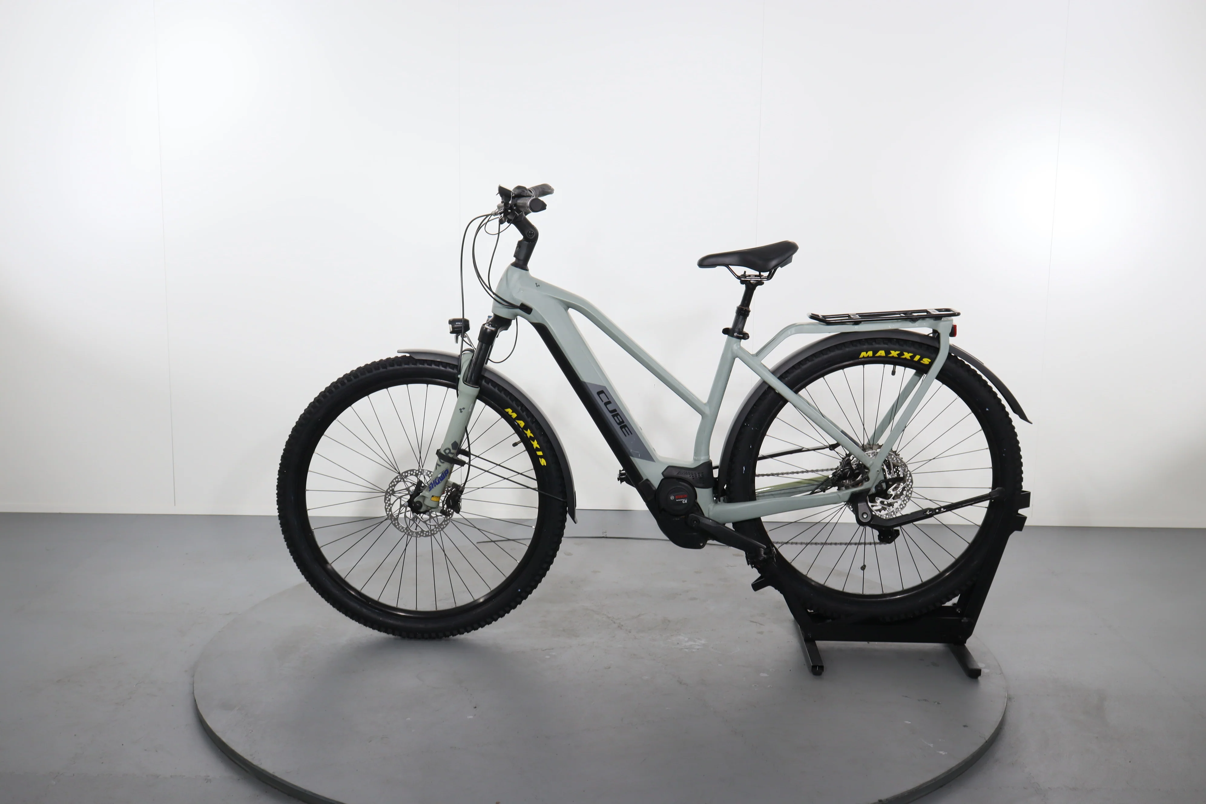 Cube Kathmandu Hybrid Pro 625 - Image 4