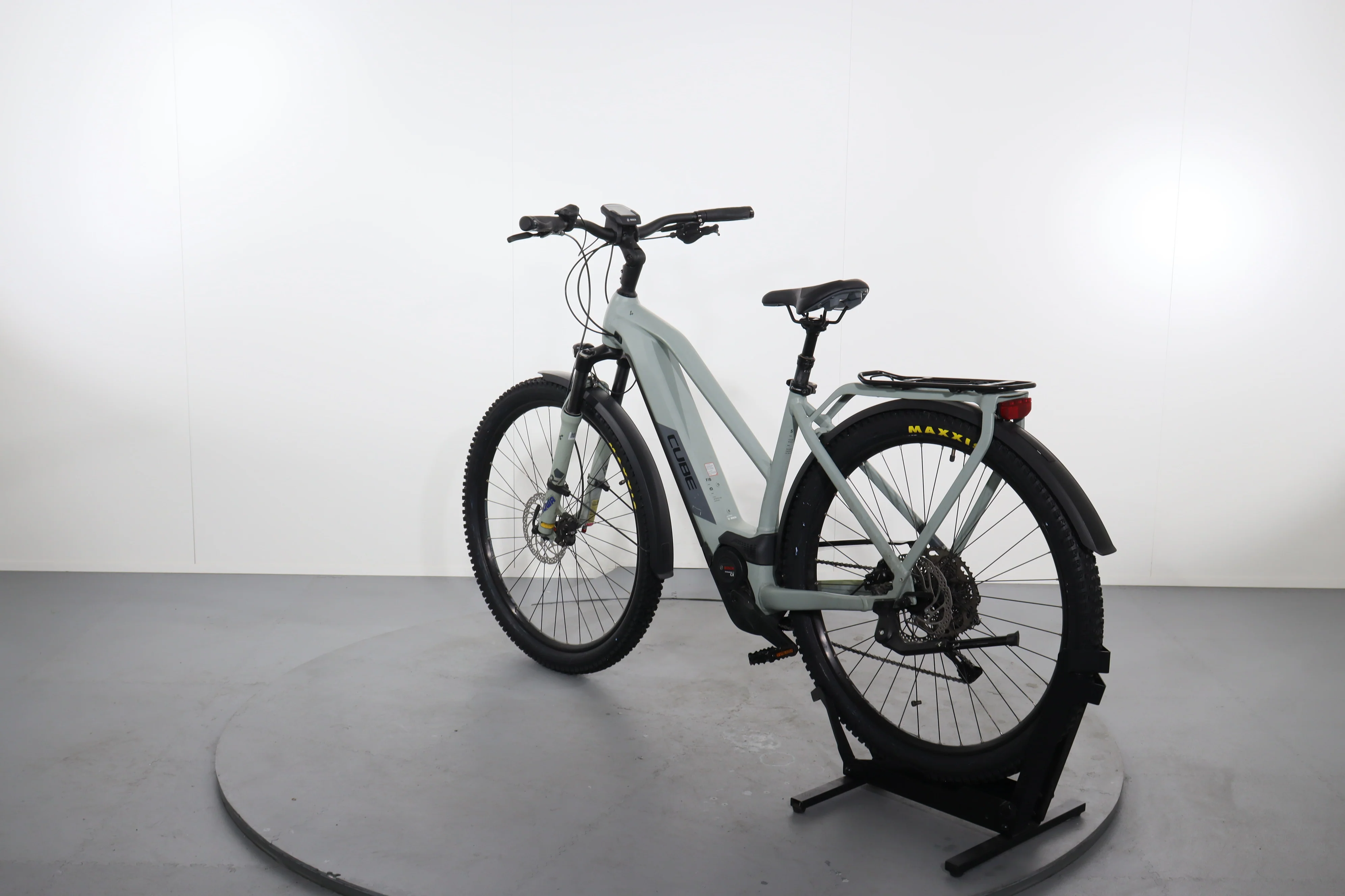 Cube Kathmandu Hybrid Pro 625 - Image 5
