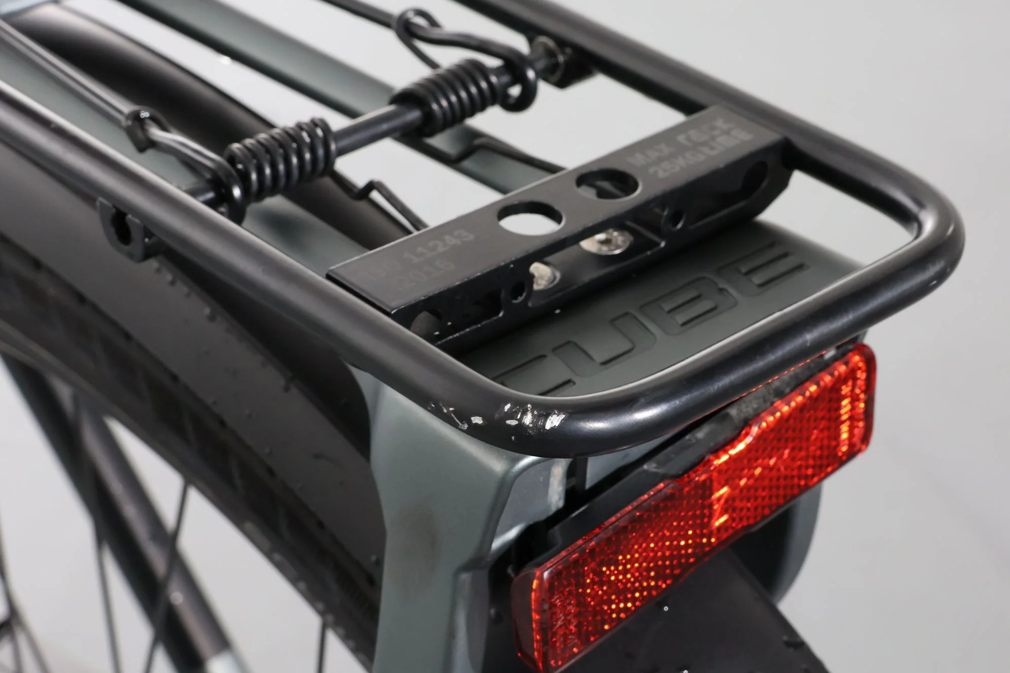 Cube Kathmandu Hybrid Pro 625 - Image 12