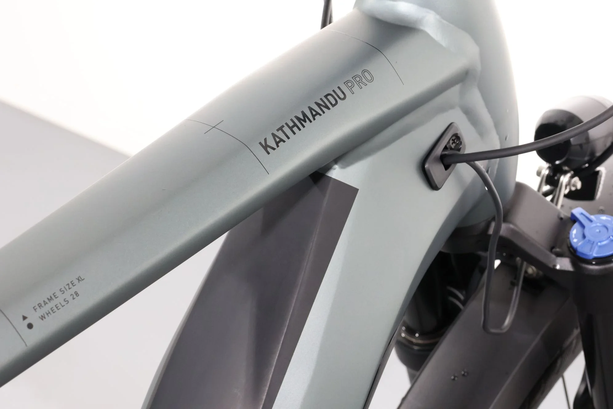 Cube Kathmandu Hybrid Pro 625 - Image 14