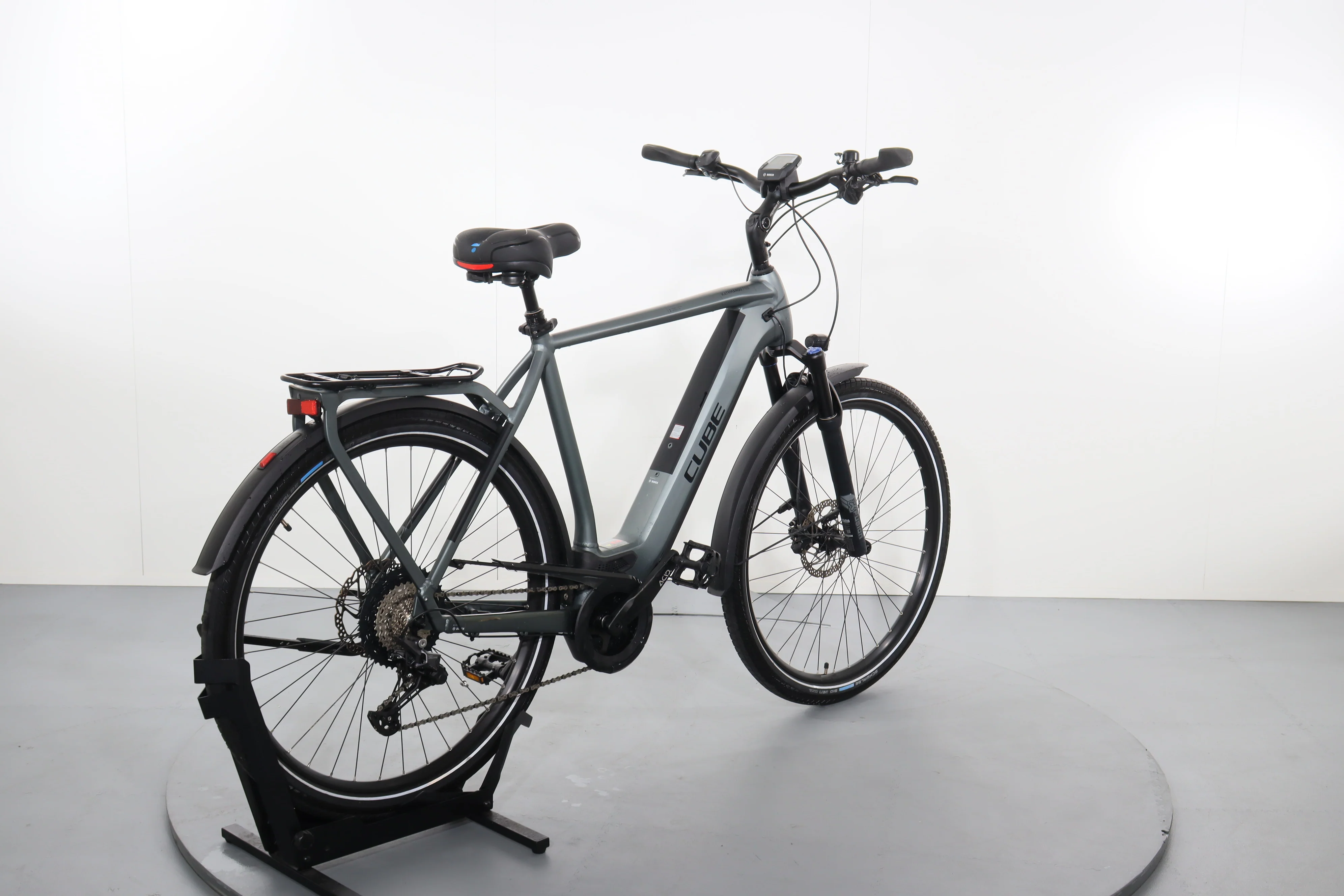 Cube Kathmandu Hybrid Pro 625 - Image 6