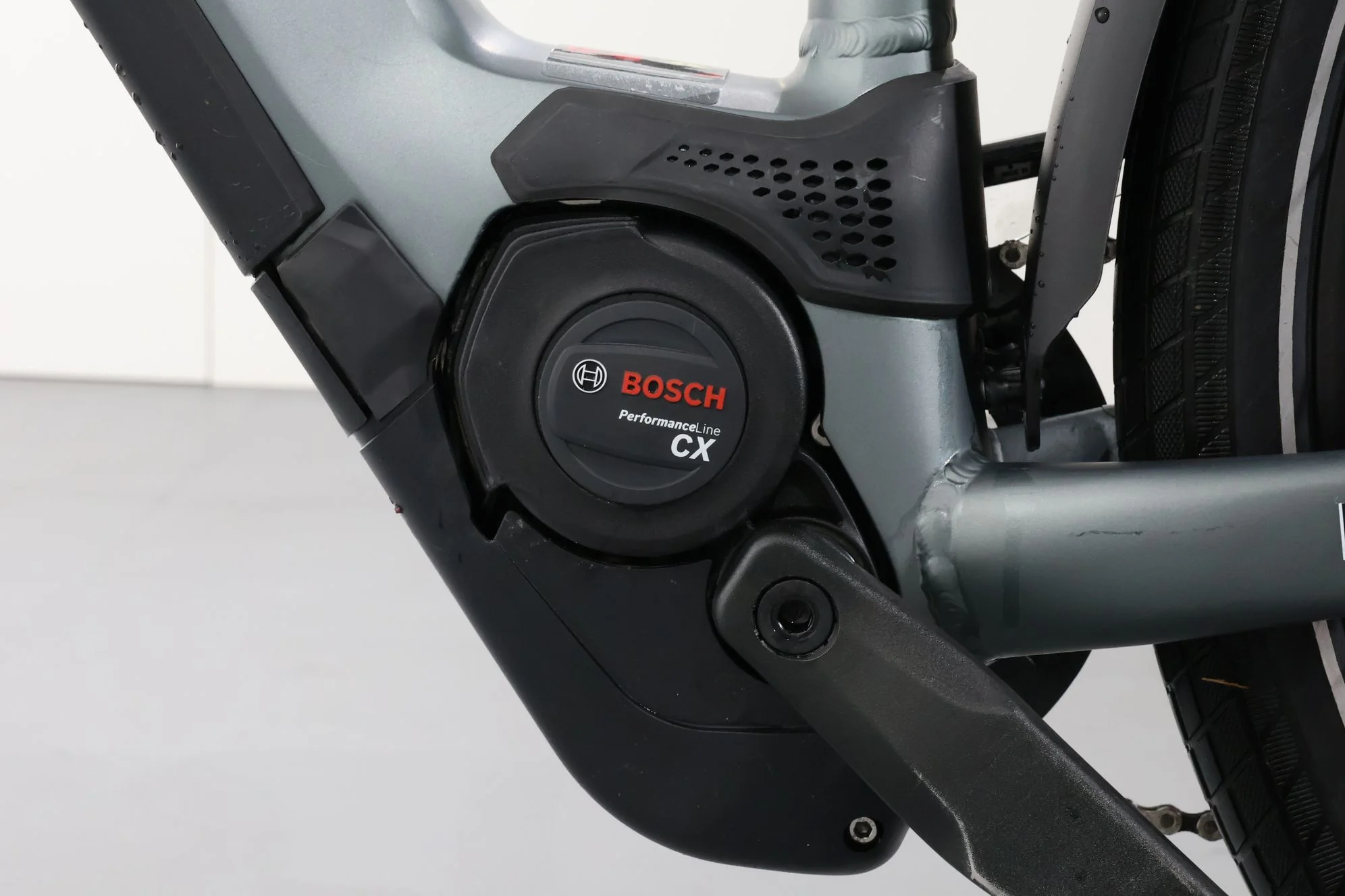 Cube Kathmandu Hybrid Pro 625 - Image 8