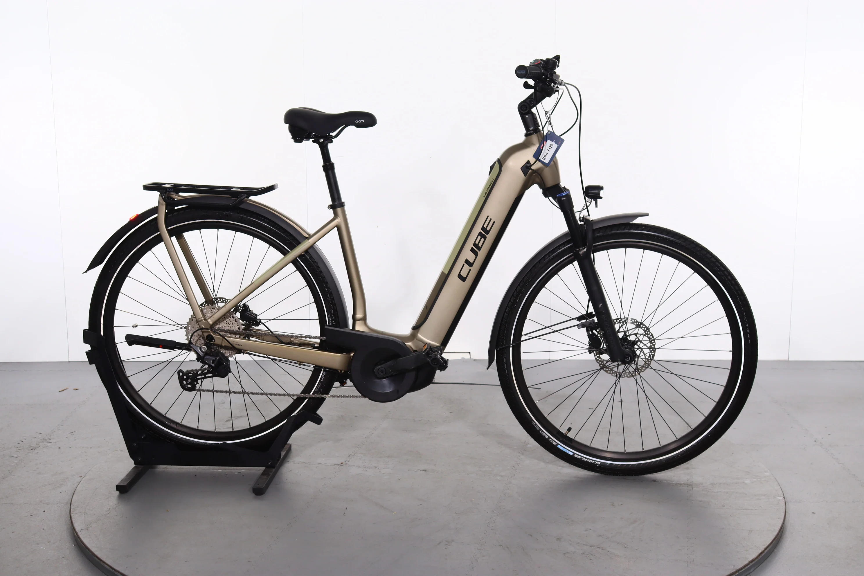 Cube Kathmandu Hybrid Pro 625