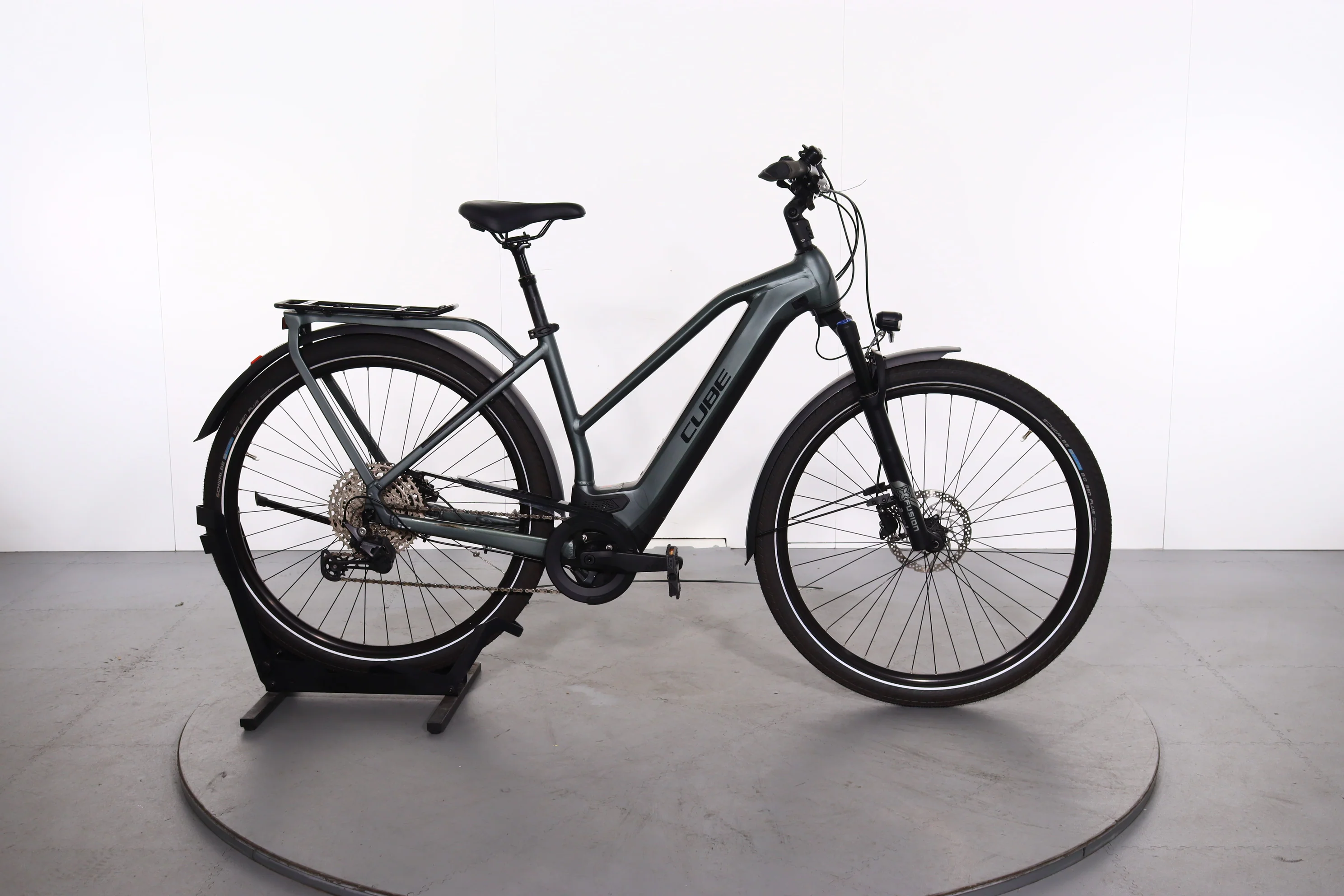 Cube Kathmandu Hybrid Pro 625