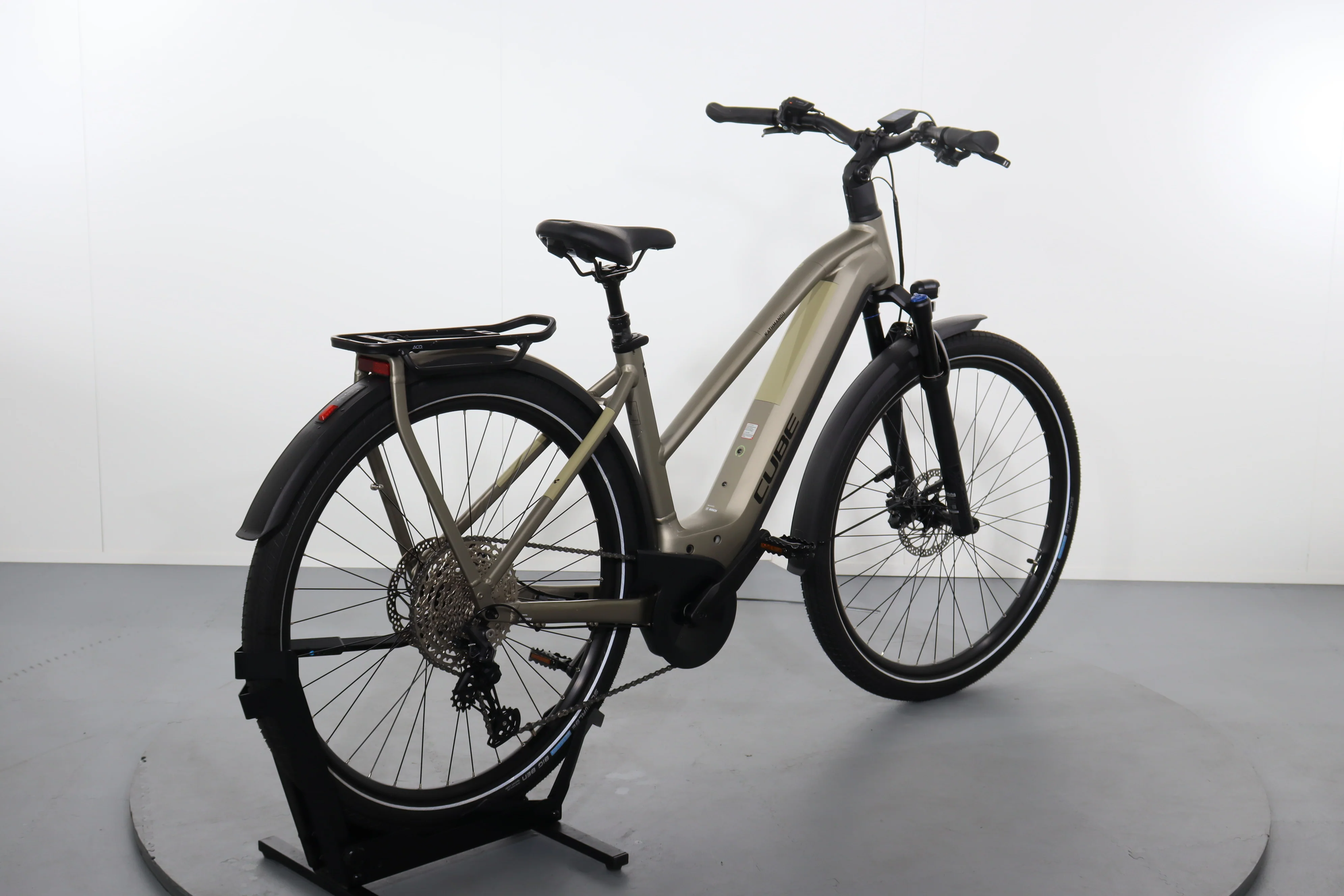 Cube Kathmandu Hybrid Pro 750 - Image 6