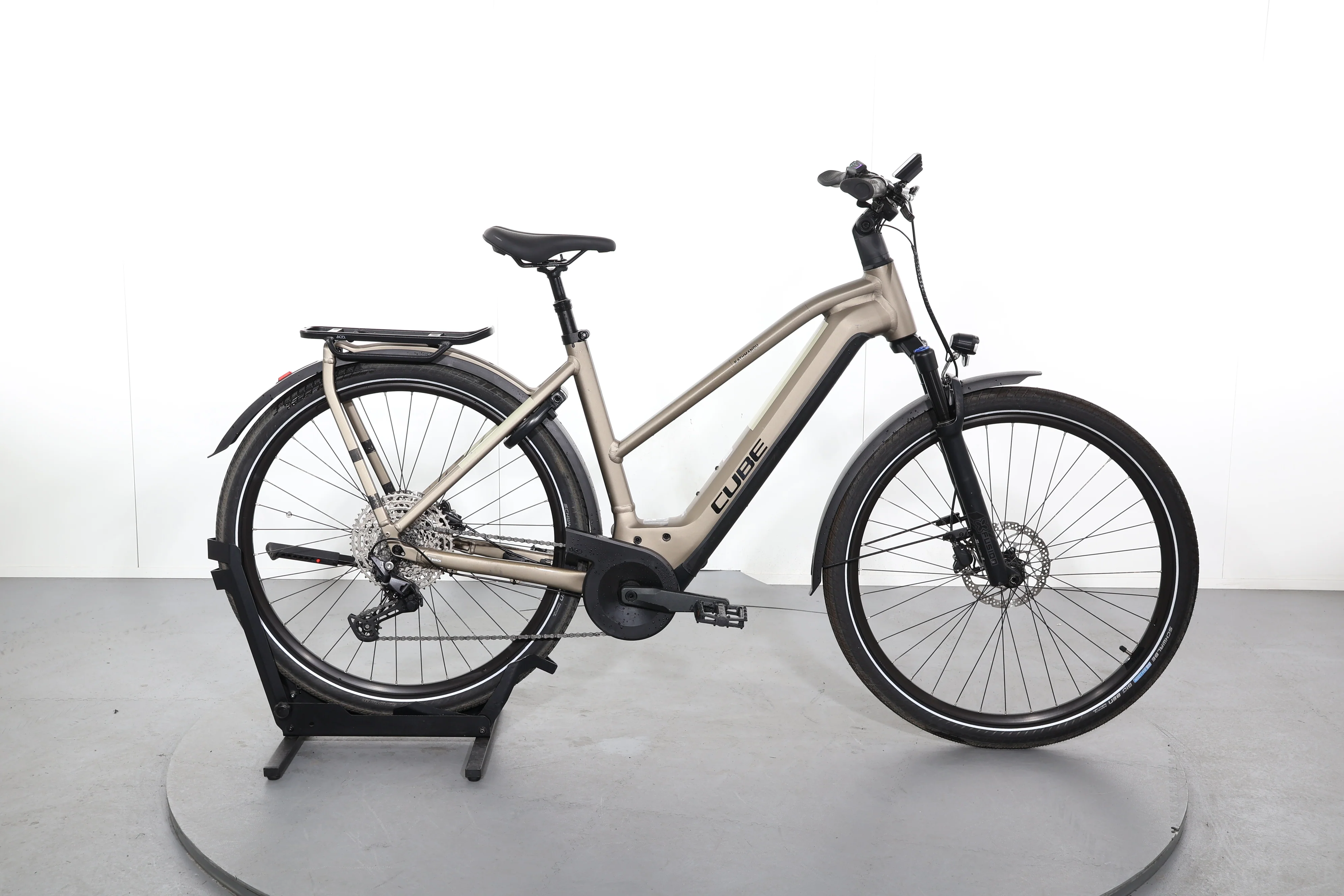 Cube Kathmandu Hybrid Pro 750