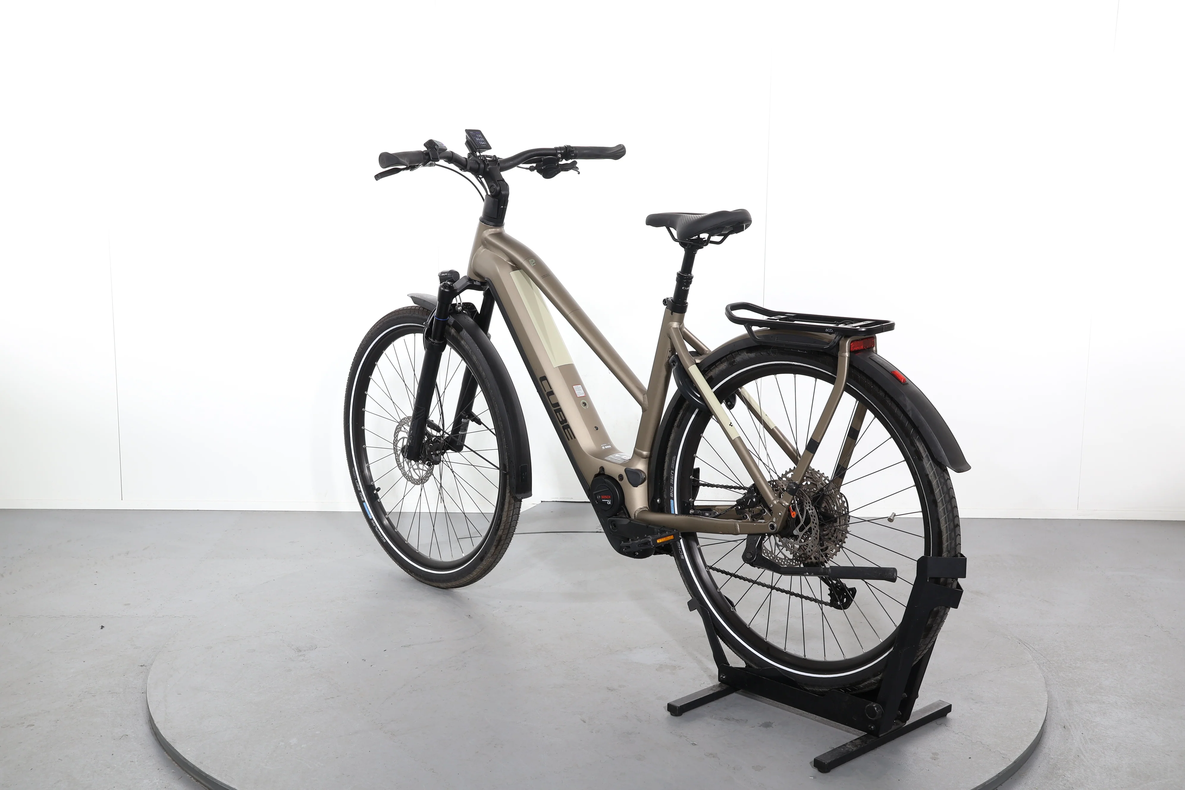 Cube Kathmandu Hybrid Pro 750 - Image 5