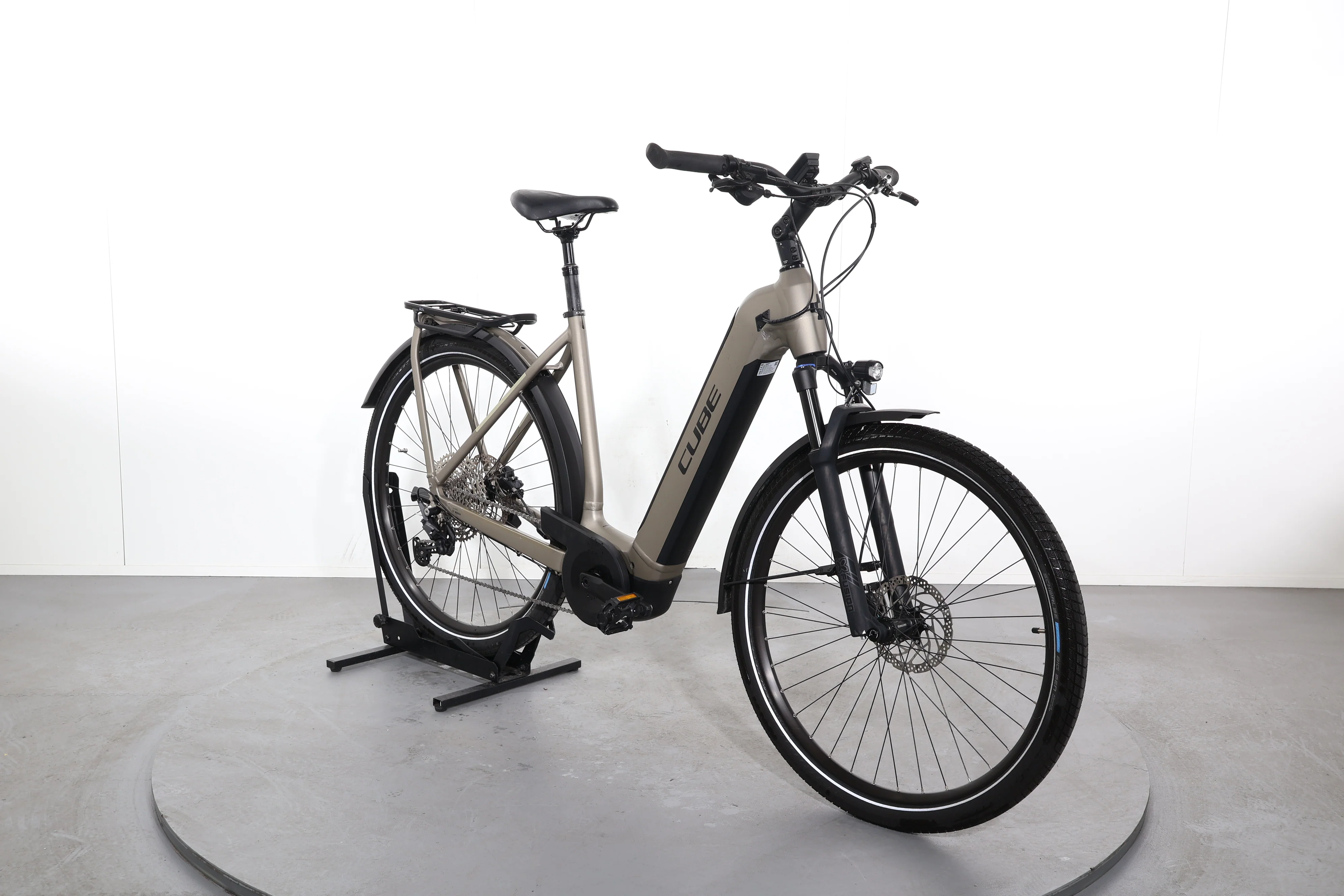 Cube Kathmandu Hybrid Pro 750 - Image 2
