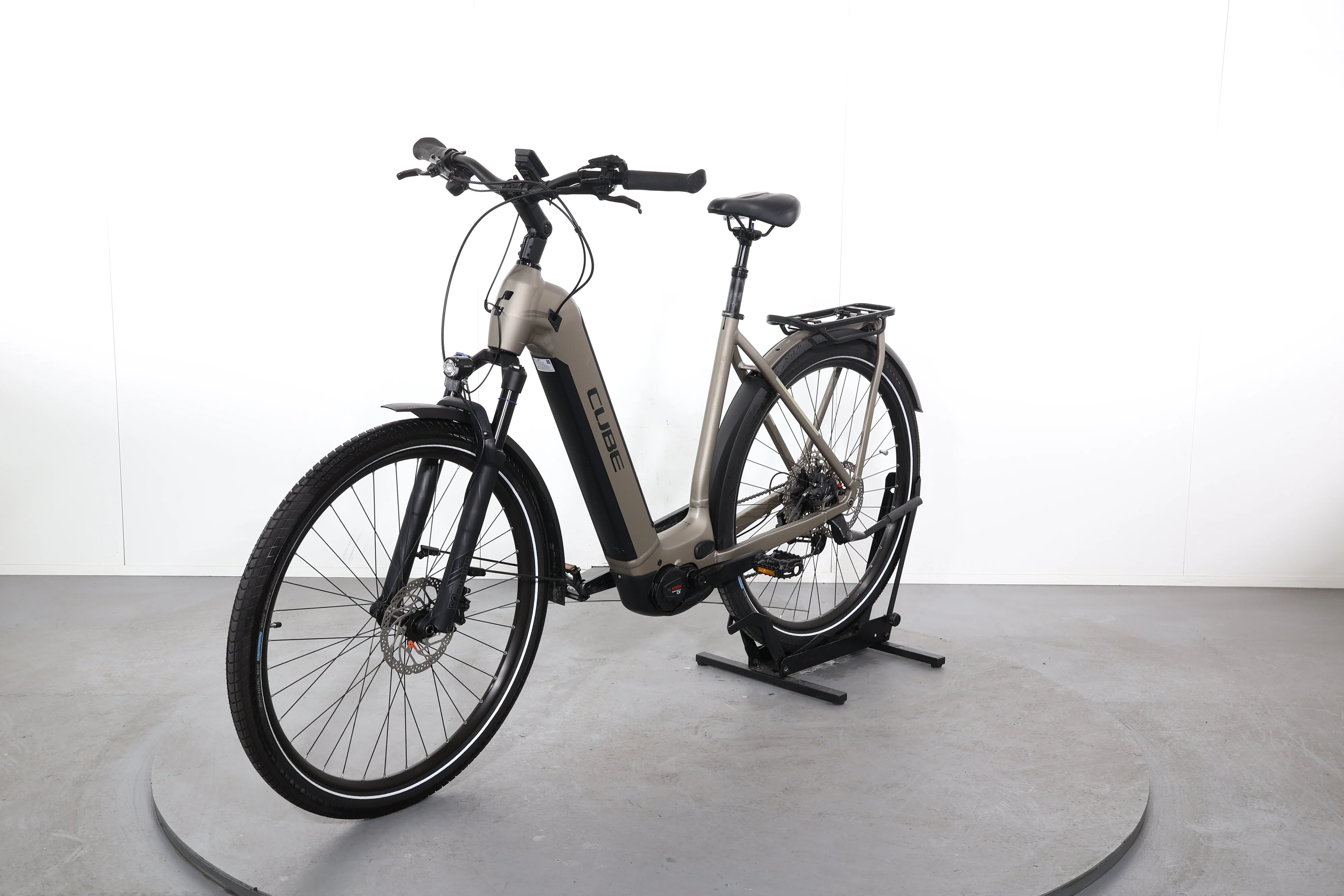 Cube Kathmandu Hybrid Pro 750 - Image 3