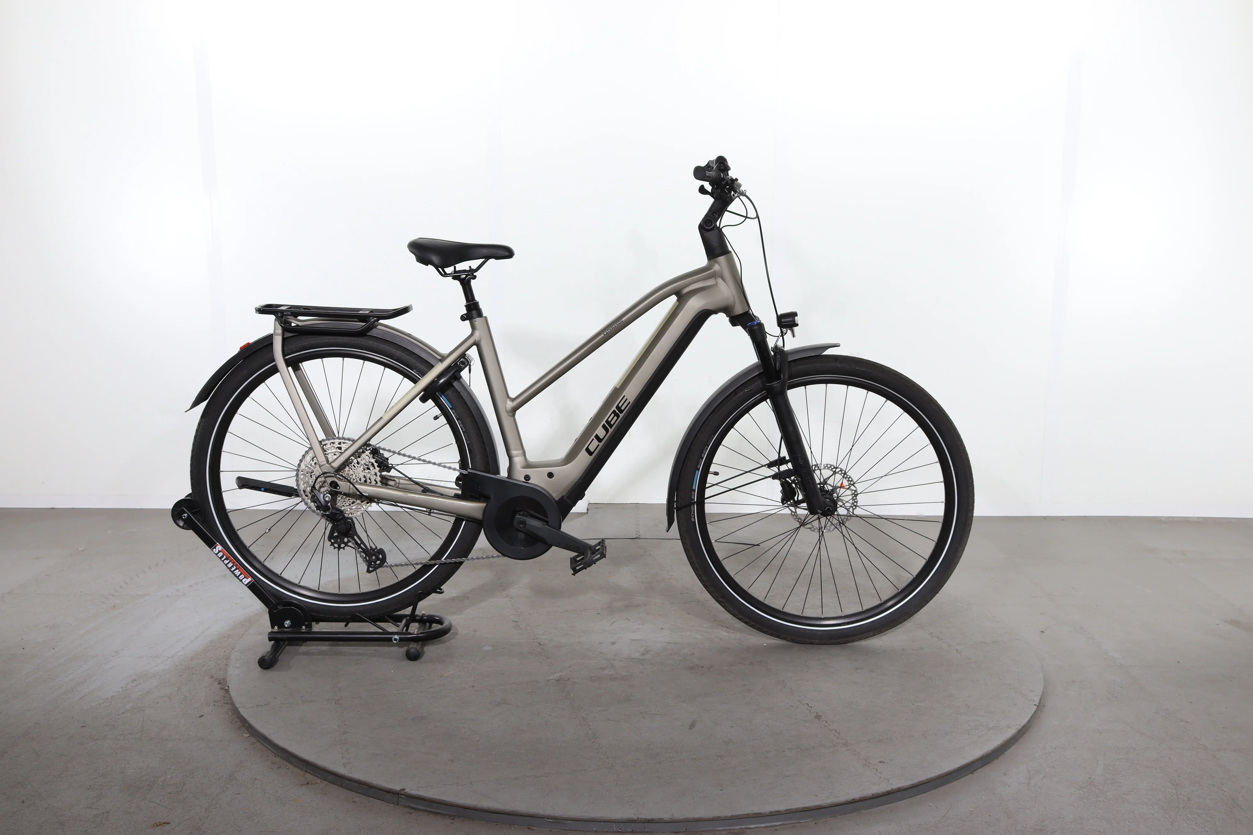 Cube Kathmandu Hybrid Pro 750