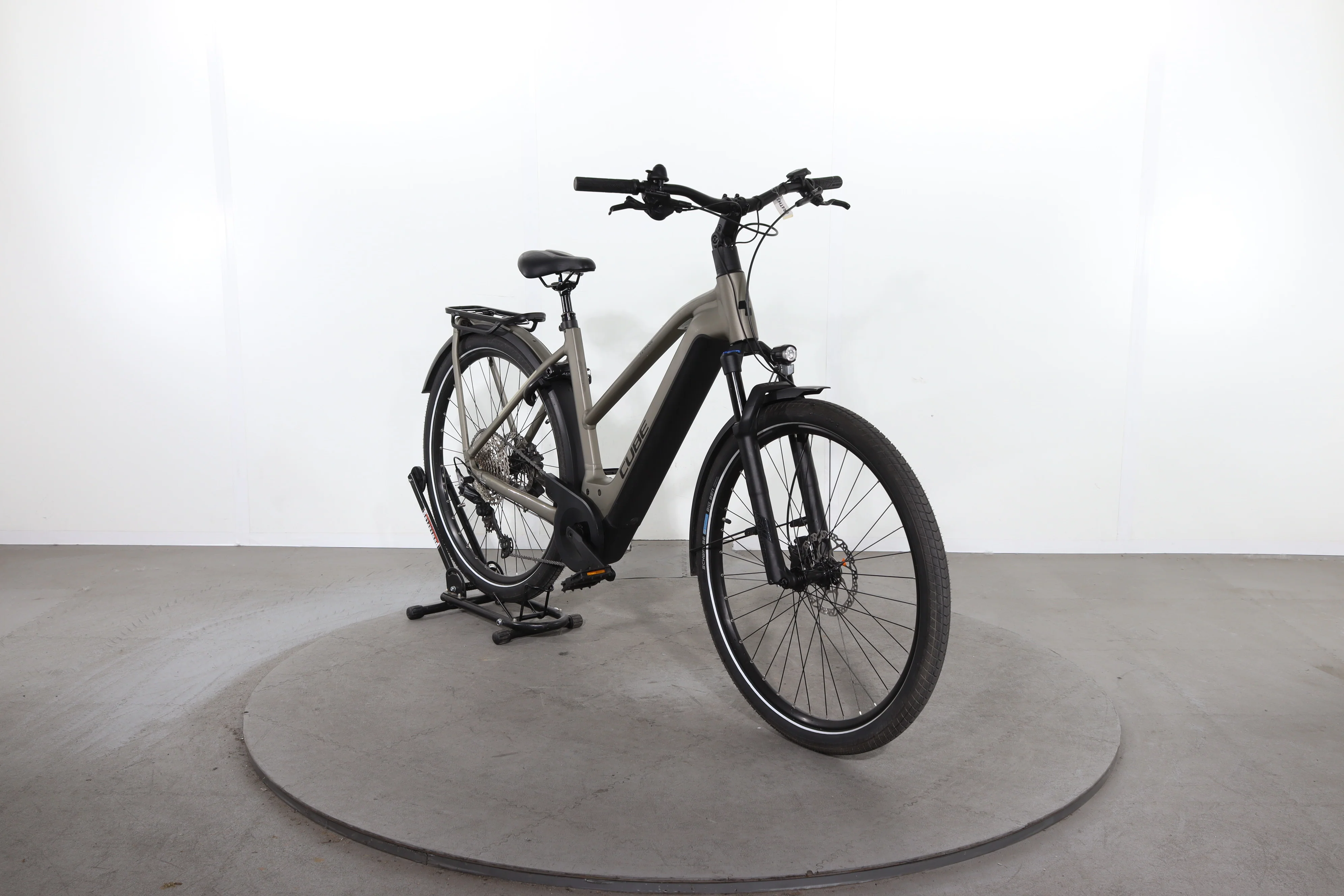 Cube Kathmandu Hybrid Pro 750 - Image 2