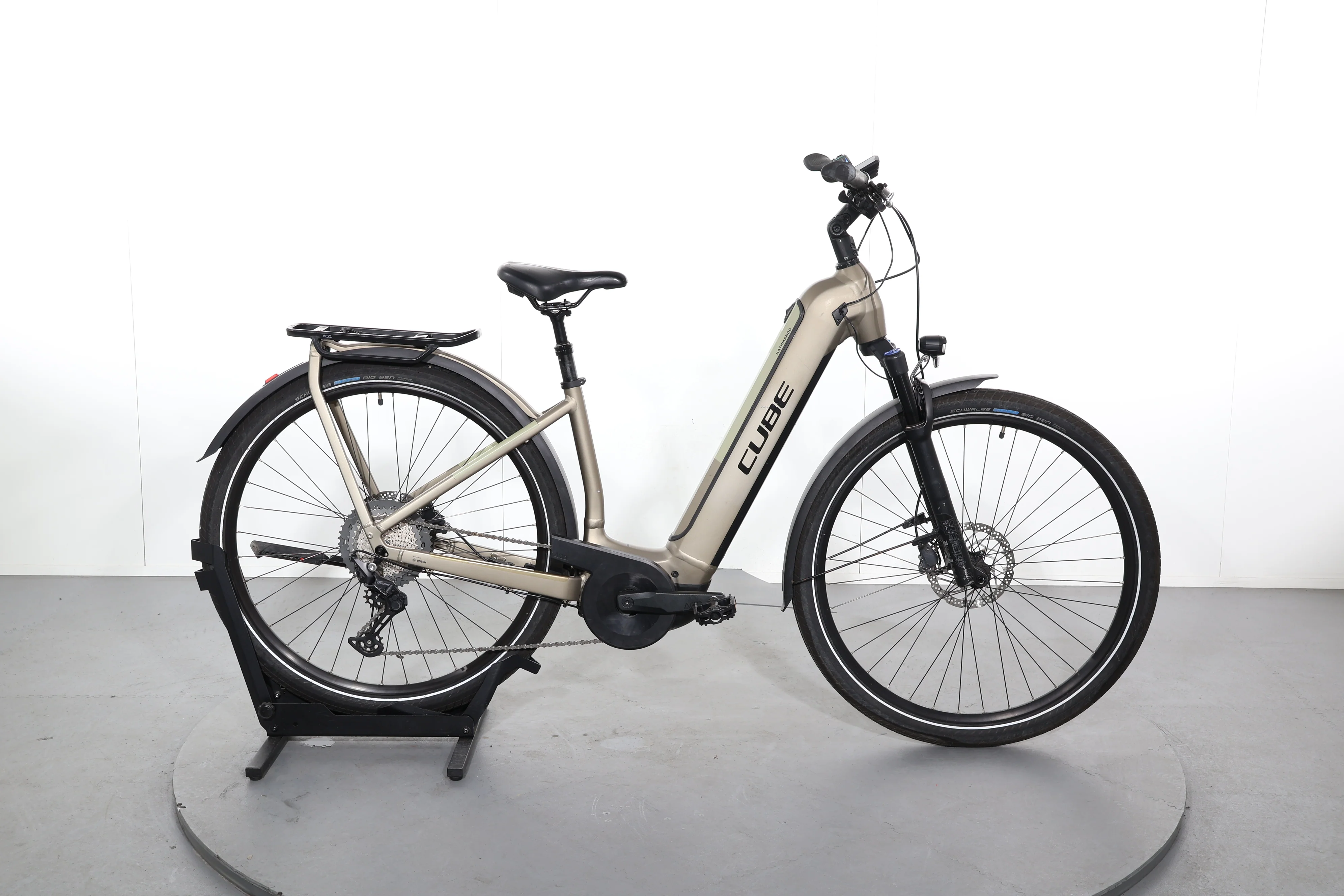 Cube Kathmandu Hybrid Pro 750