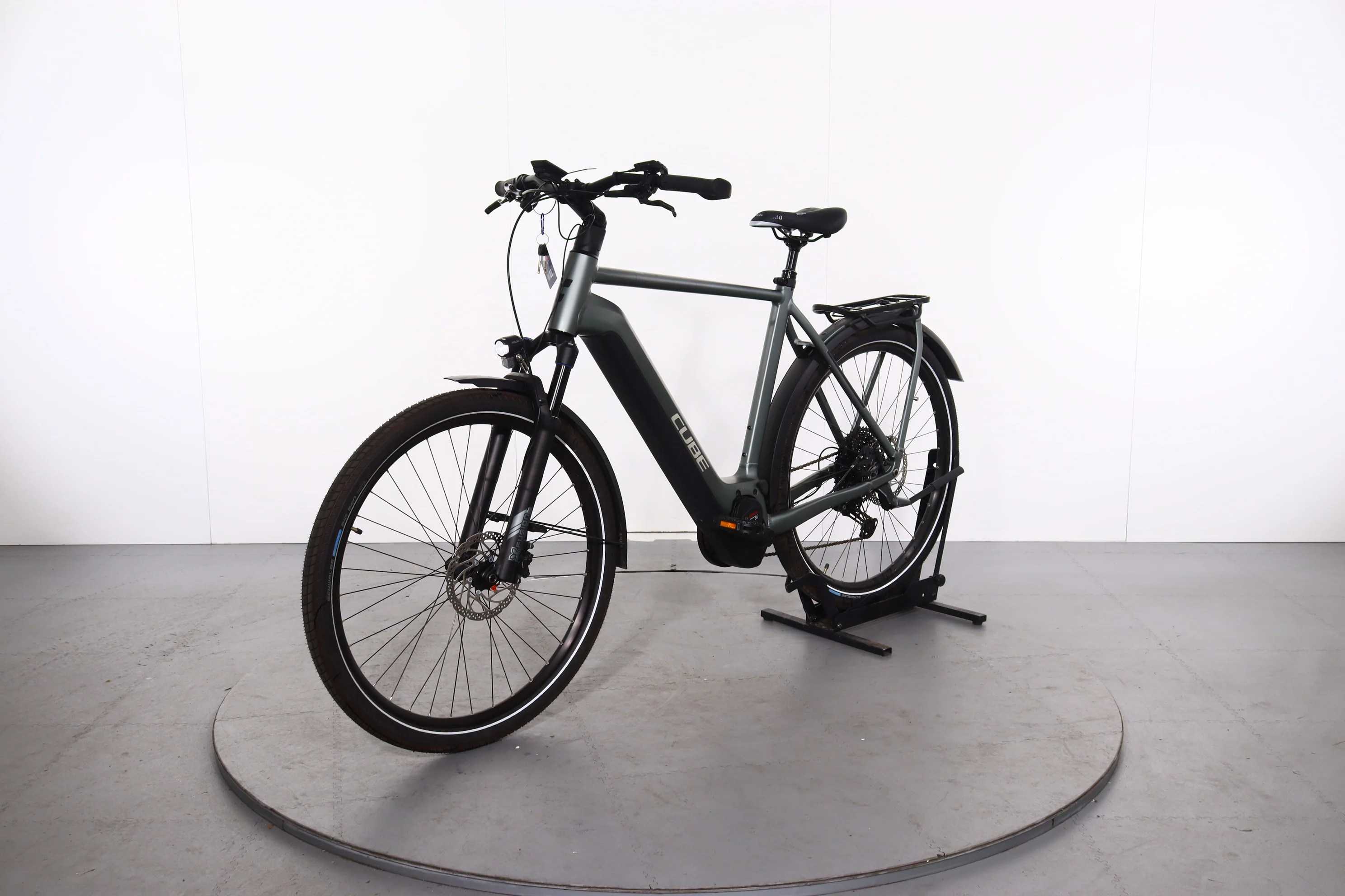 Cube Kathmandu Hybrid Pro 750 - Image 2