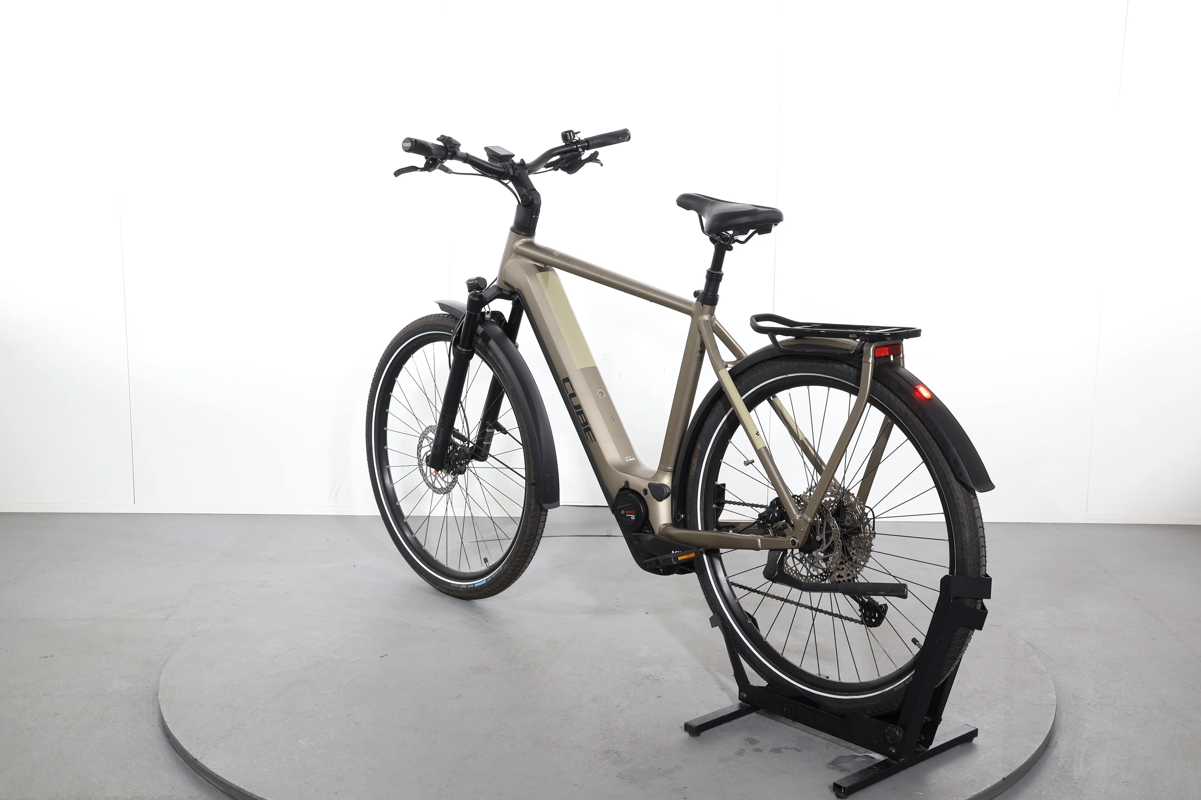 Cube Kathmandu Hybrid Pro 750 - Image 5