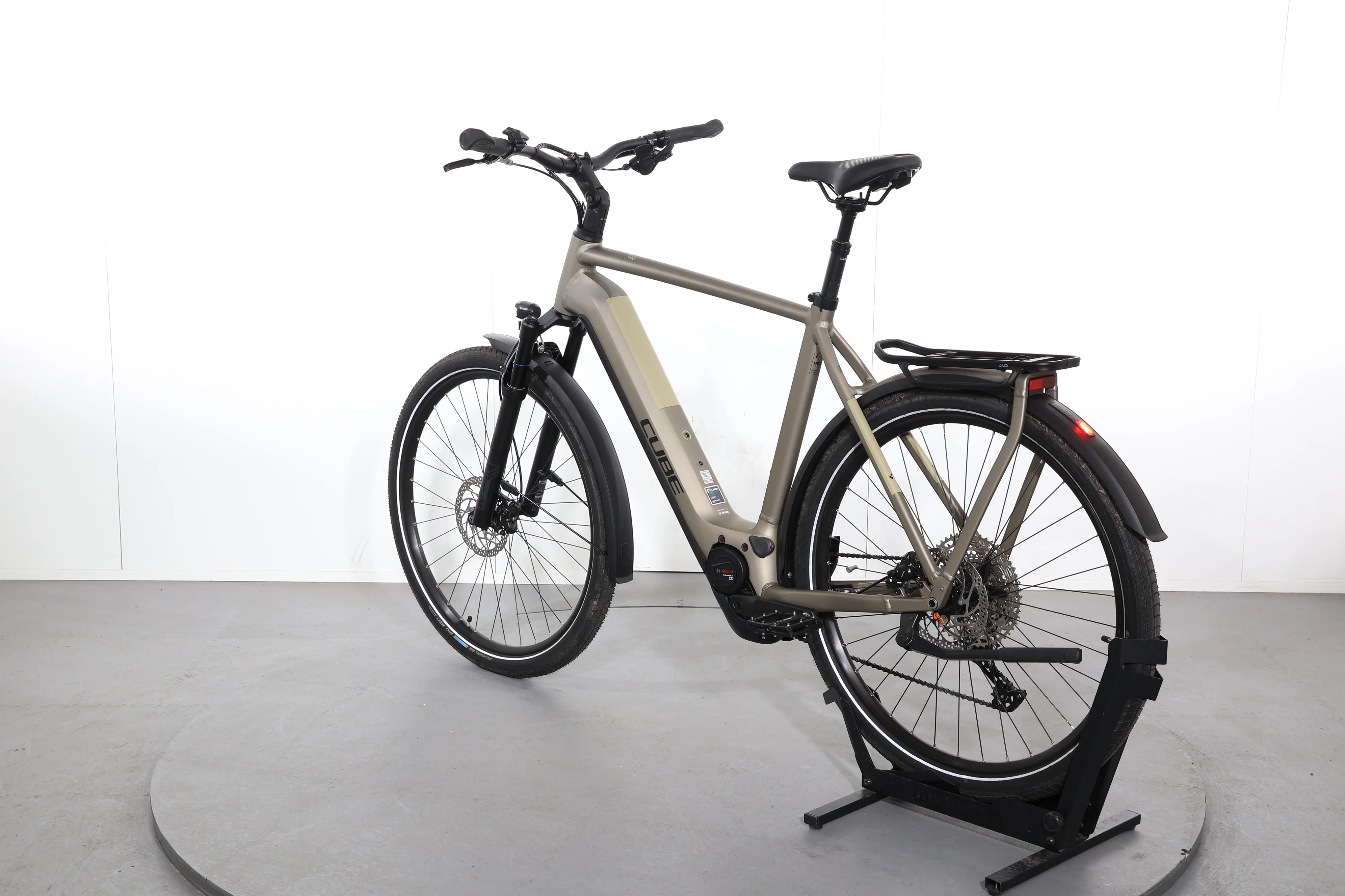 Cube Kathmandu Hybrid Pro 750 - Image 5