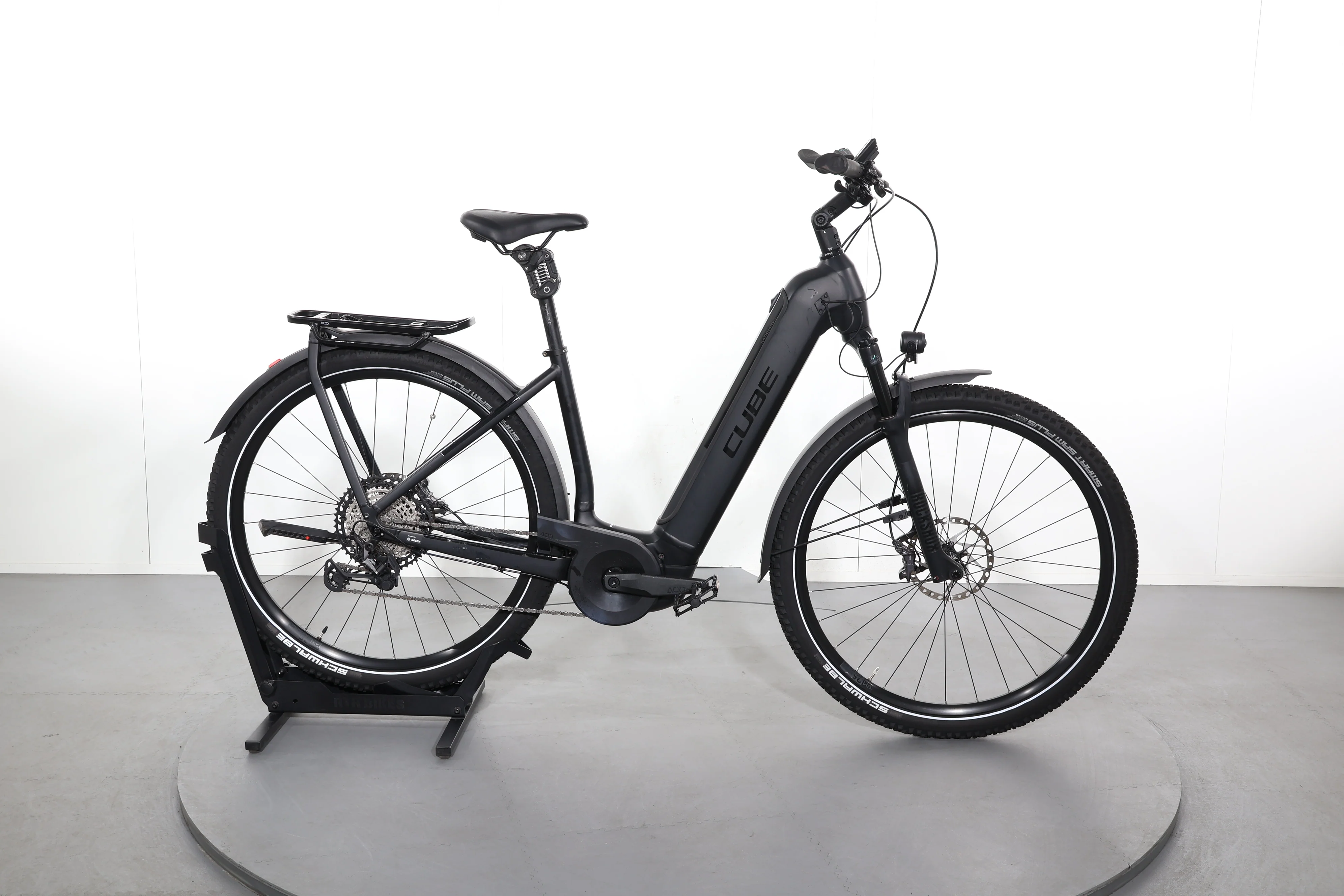 Cube Kathmandu Hybrid Slt 750