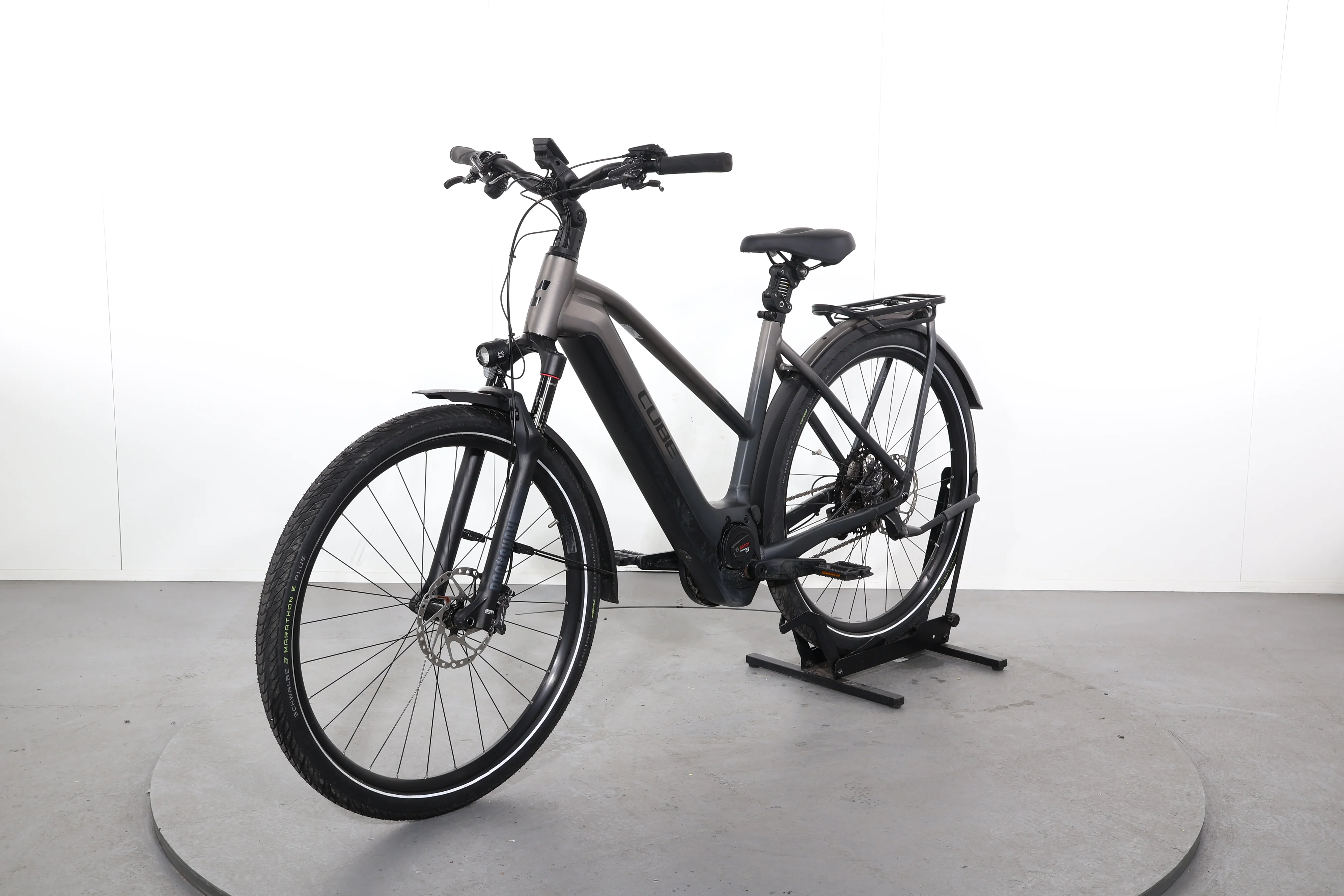 Cube Kathmandu Hybrid Slt 750 - Image 3