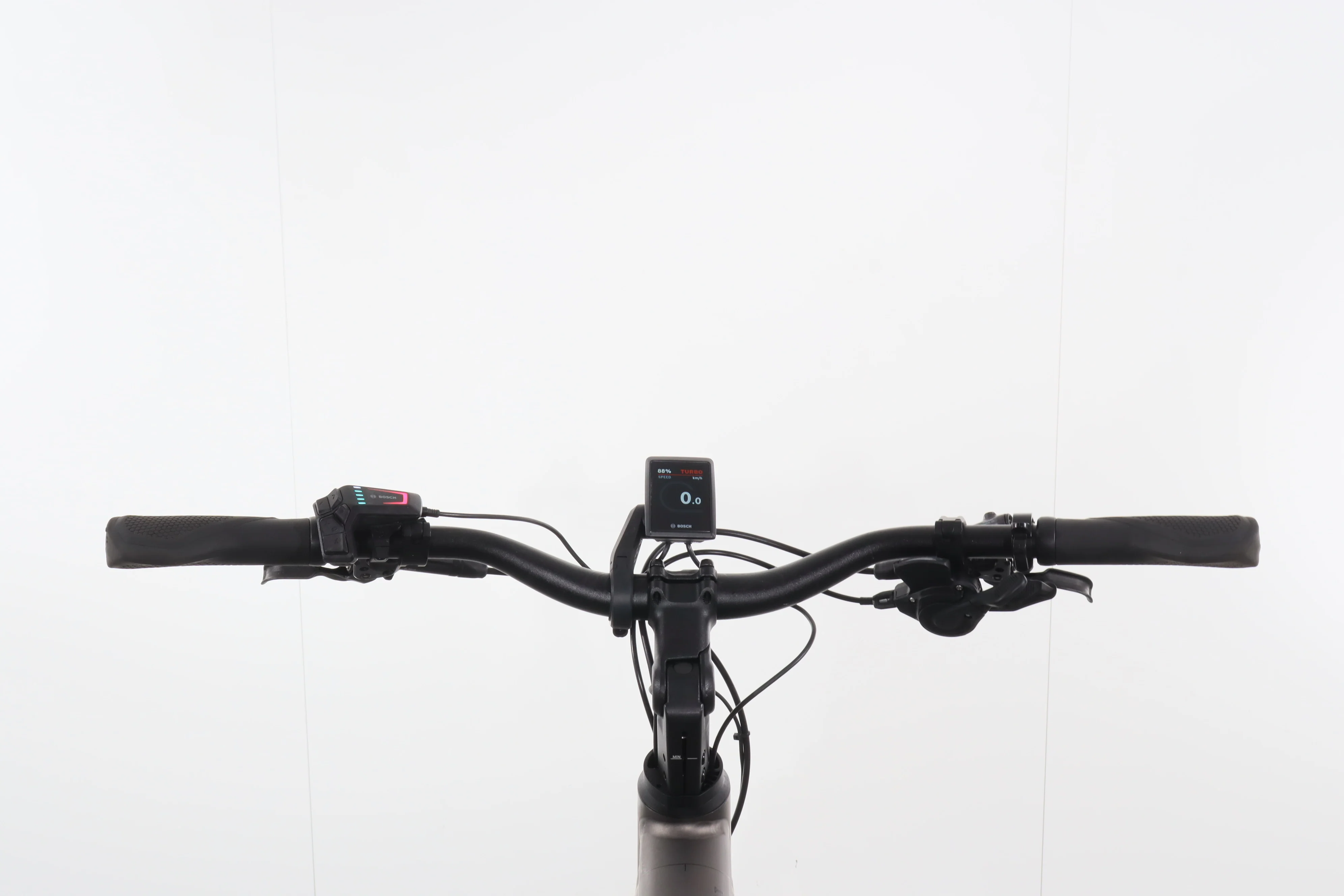 Cube Kathmandu Hybrid Slt 750 - Image 7