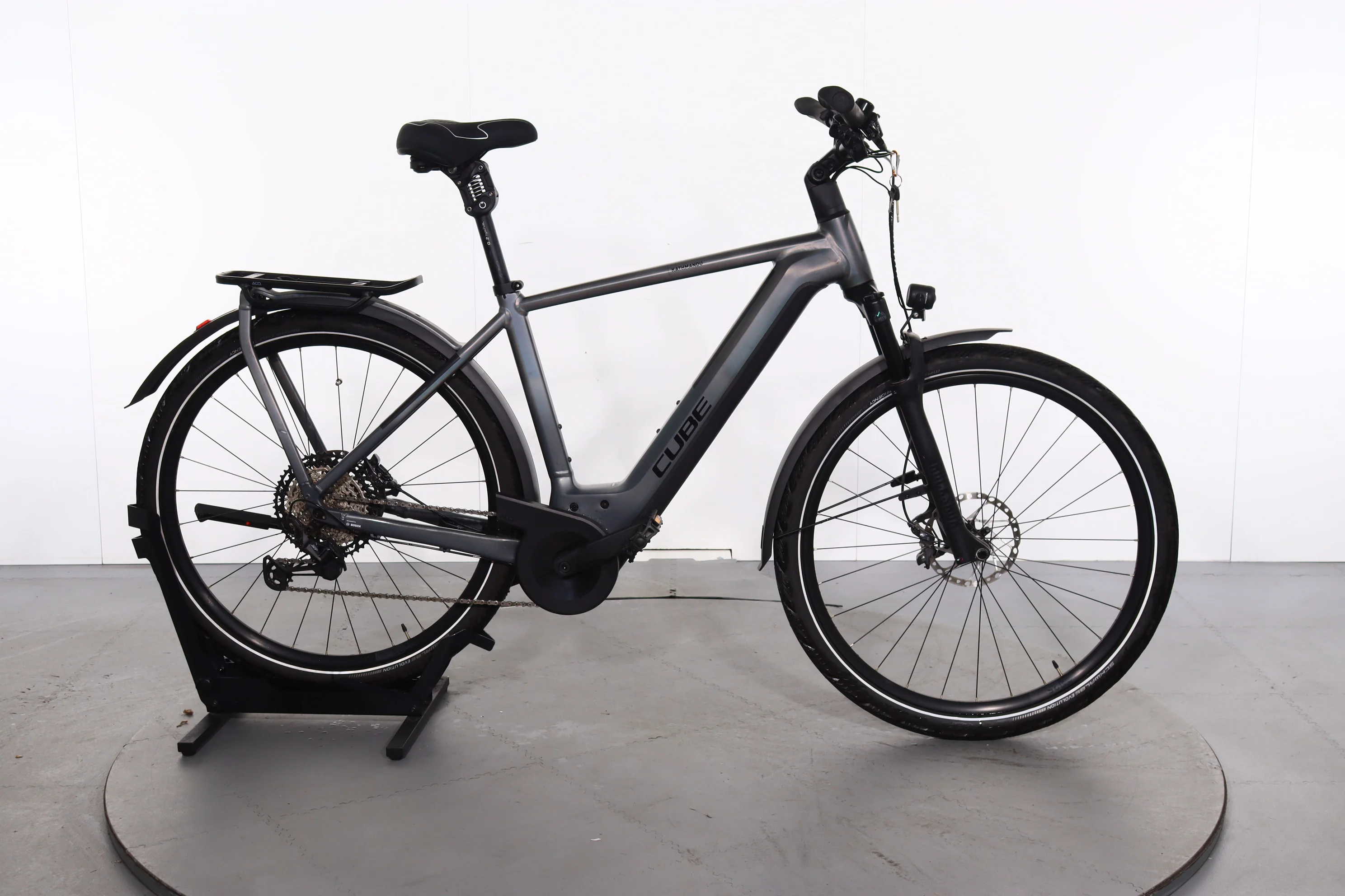 Cube Kathmandu Hybrid SLT