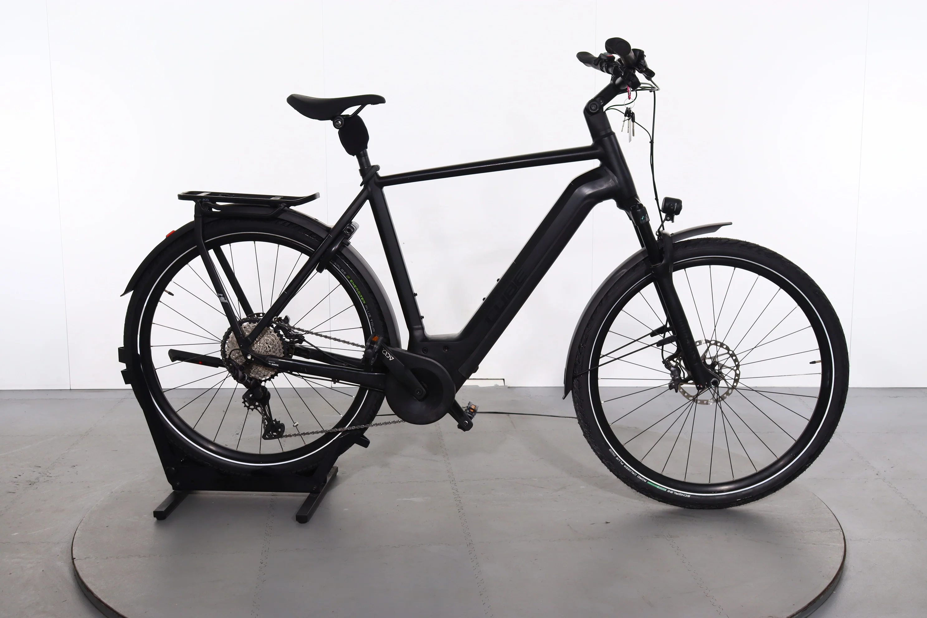 Cube Kathmandu Hybrid SLT