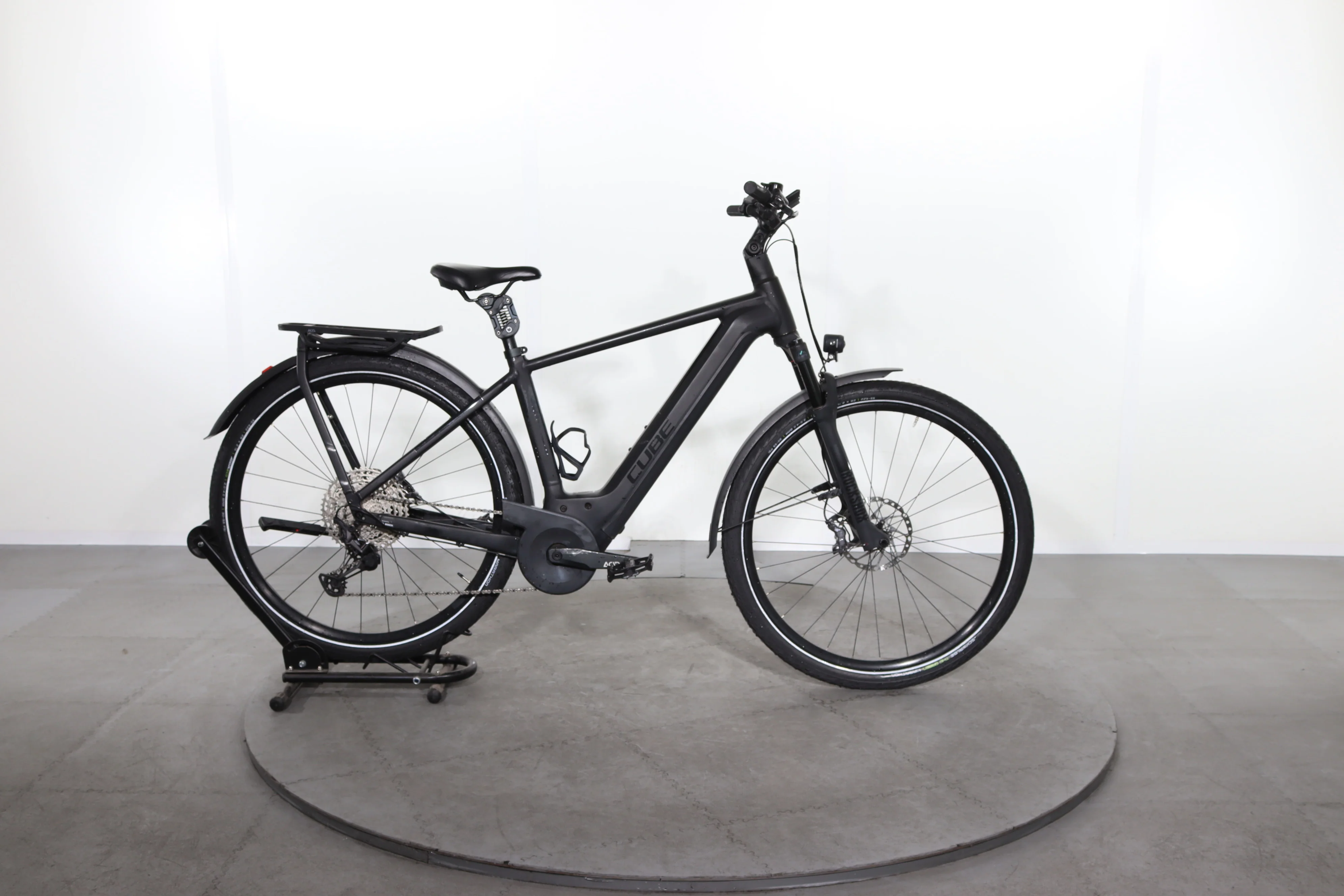 Cube Kathmandu Hybrid SLT