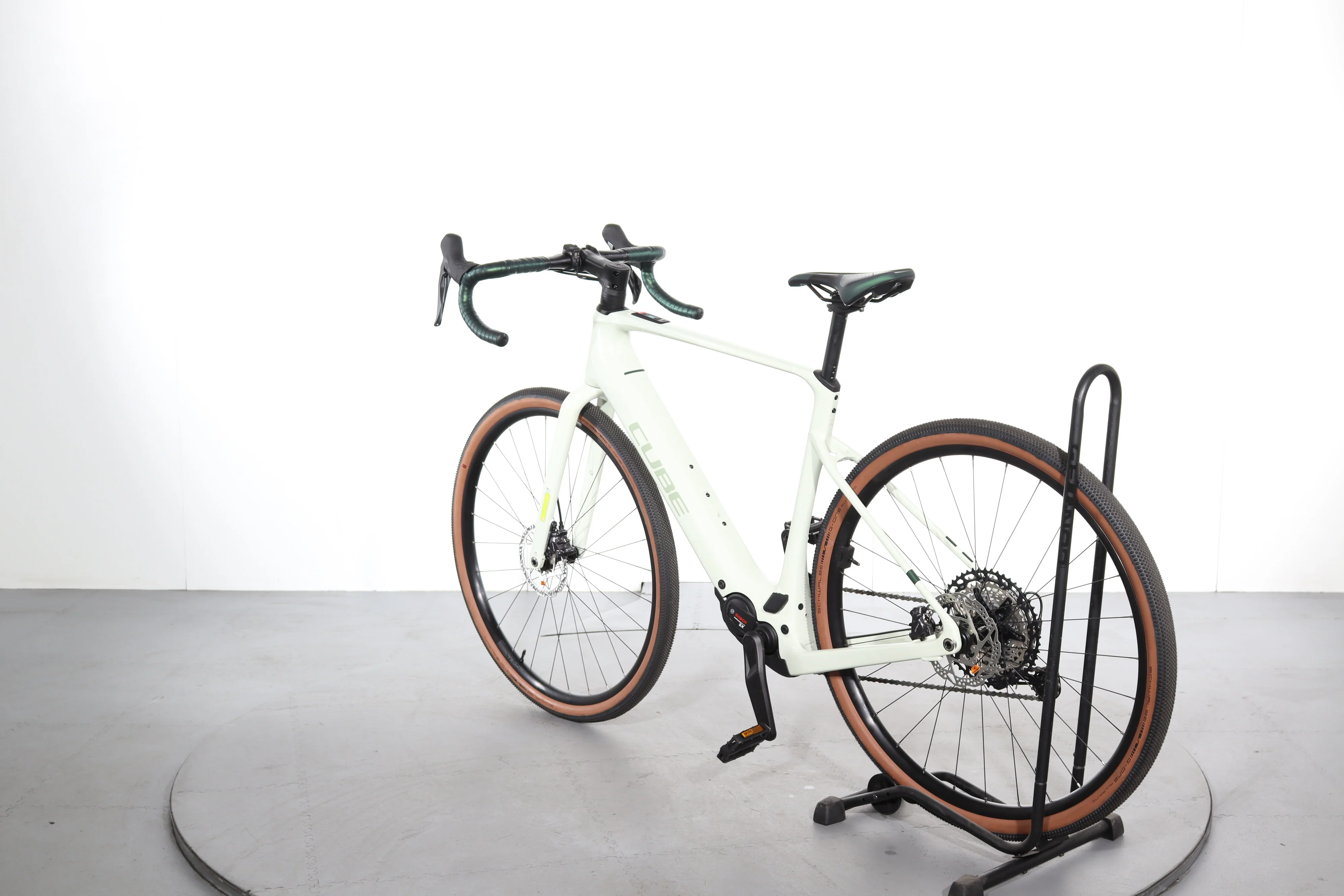 Cube Nuroad Hybrid C:62 Race 400X - Image 5