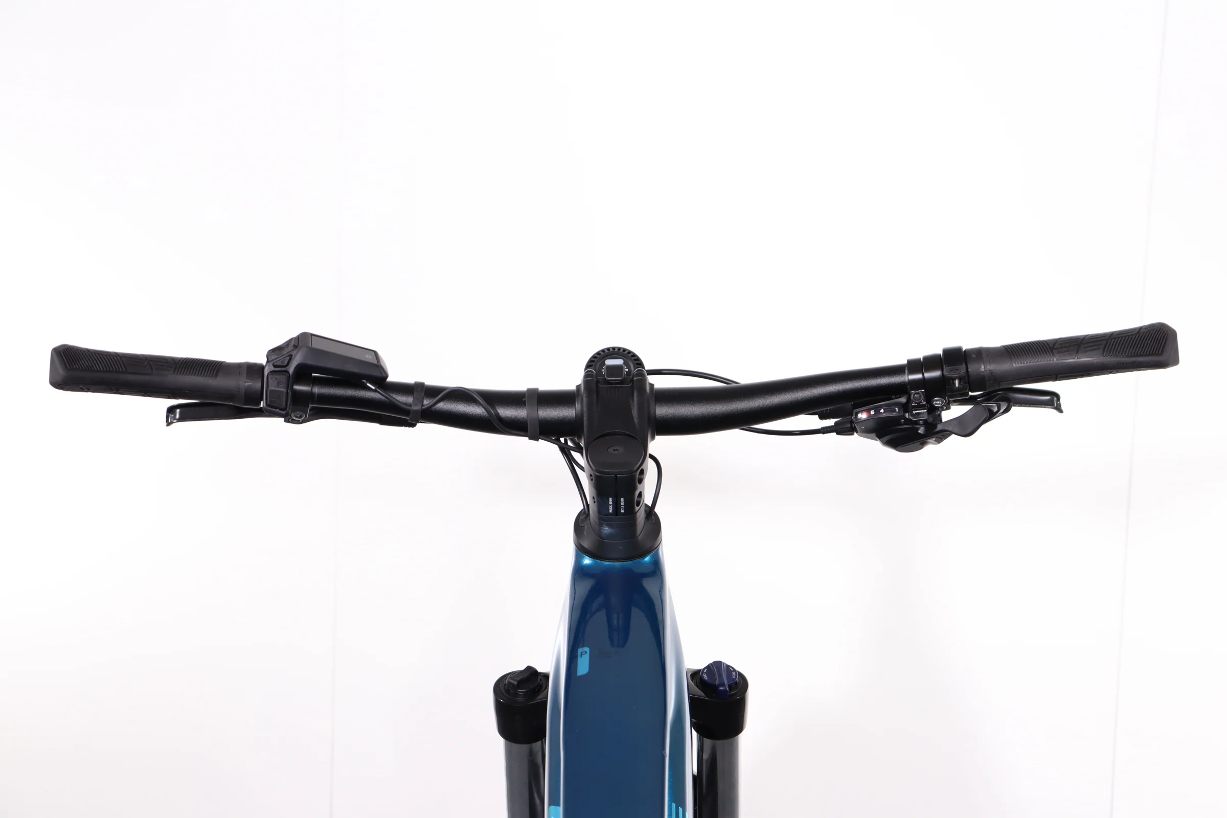 Cube REACTION HYBRID PERFORMANCE 600 FE ELECTRICBLUE/DAZZLE - Image 7