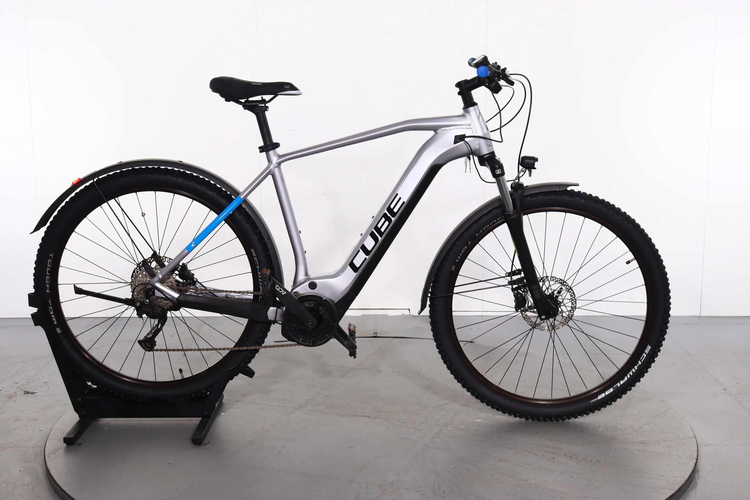 Cube Reaction Hybrid Performance Allroad